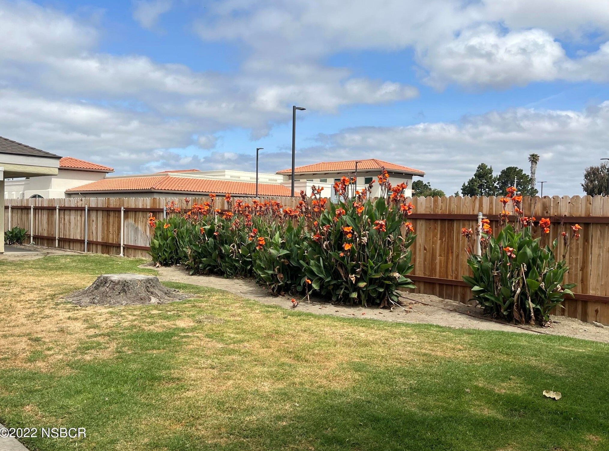 1205 Cypress Ave, Lompoc CA  93436-6442 exterior