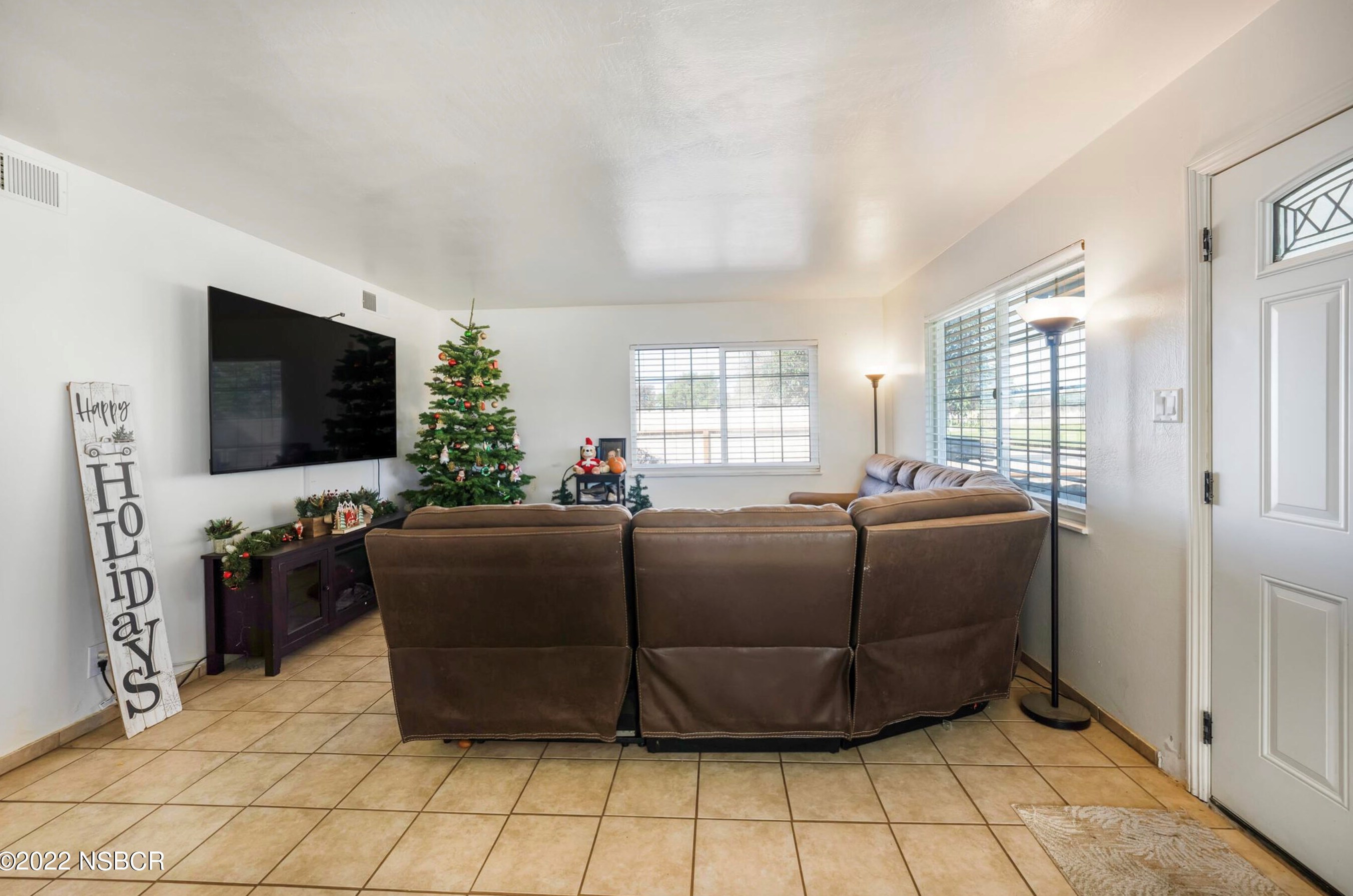239 B St, Lompoc CA  93436-7325 exterior