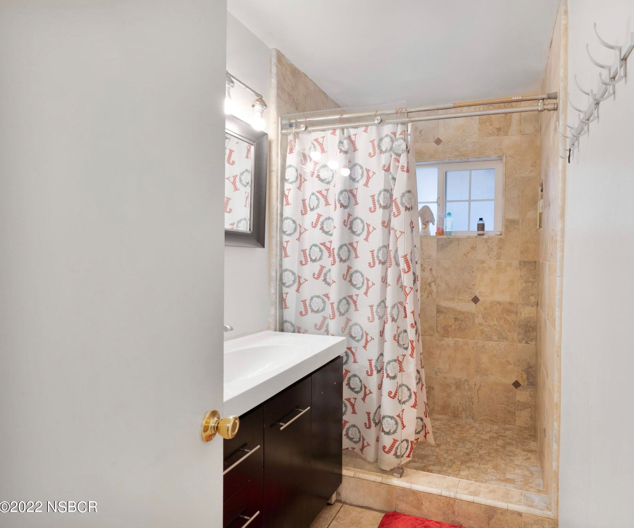 239 B St, Lompoc CA  93436-7325 exterior