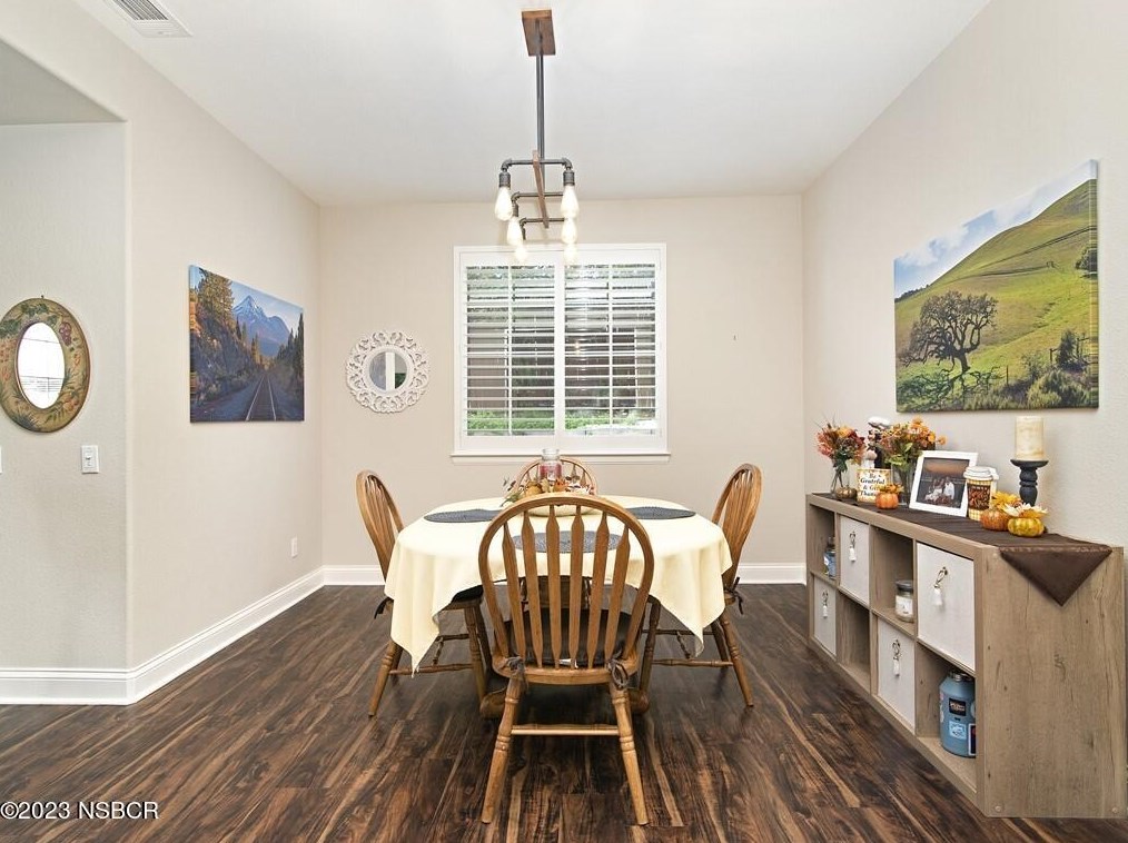 716 Carina Dr, Lompoc CA  93436-1824 exterior