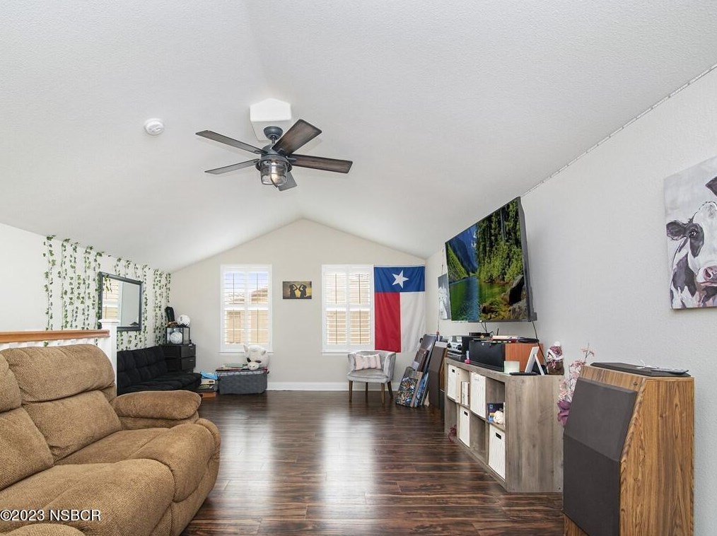 716 Carina Dr, Lompoc CA  93436-1824 exterior