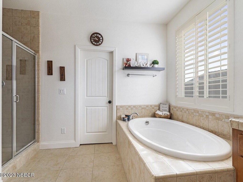716 Carina Dr, Lompoc CA  93436-1824 exterior