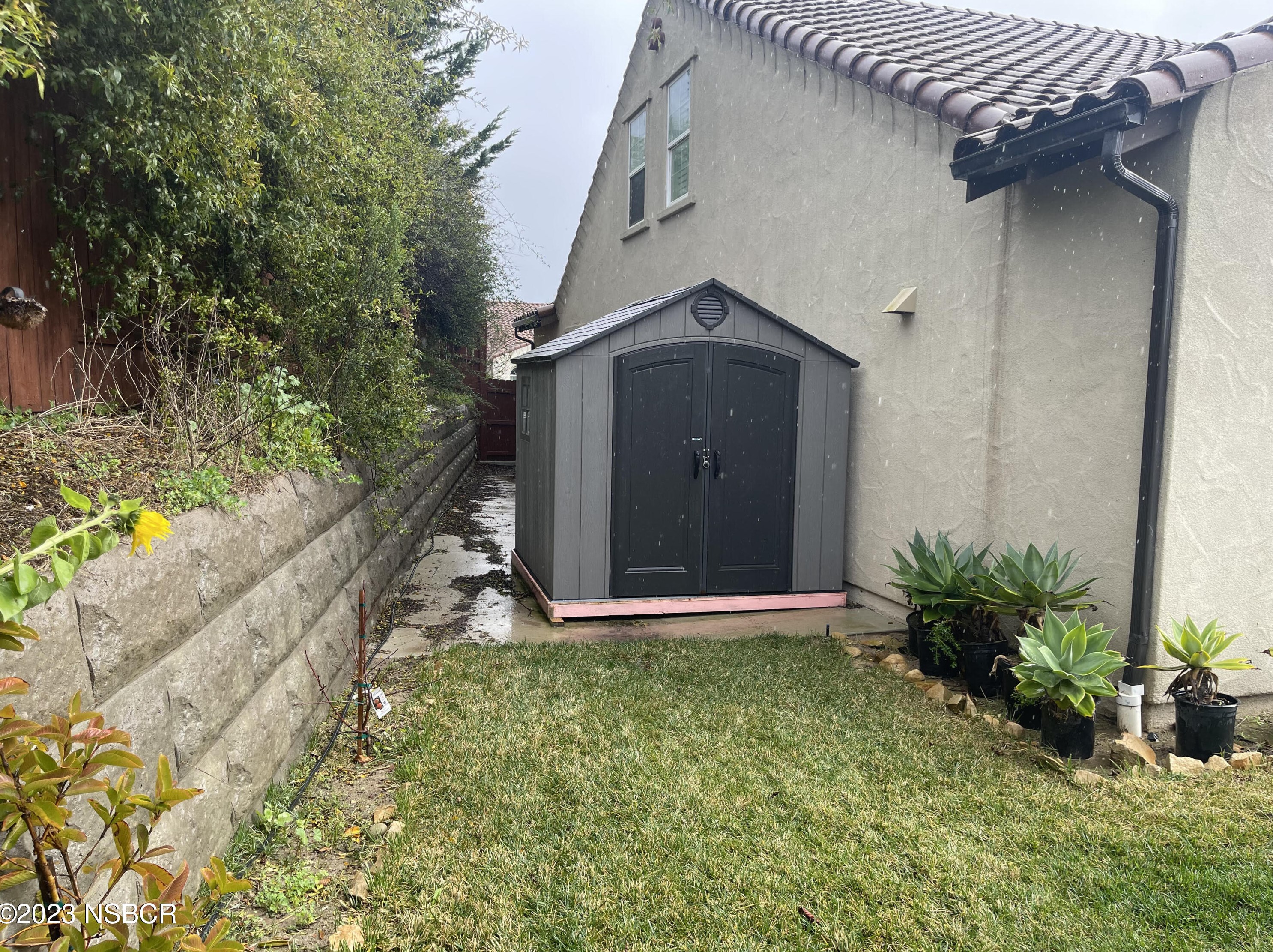 716 Carina Dr, Lompoc CA  93436-1824 exterior