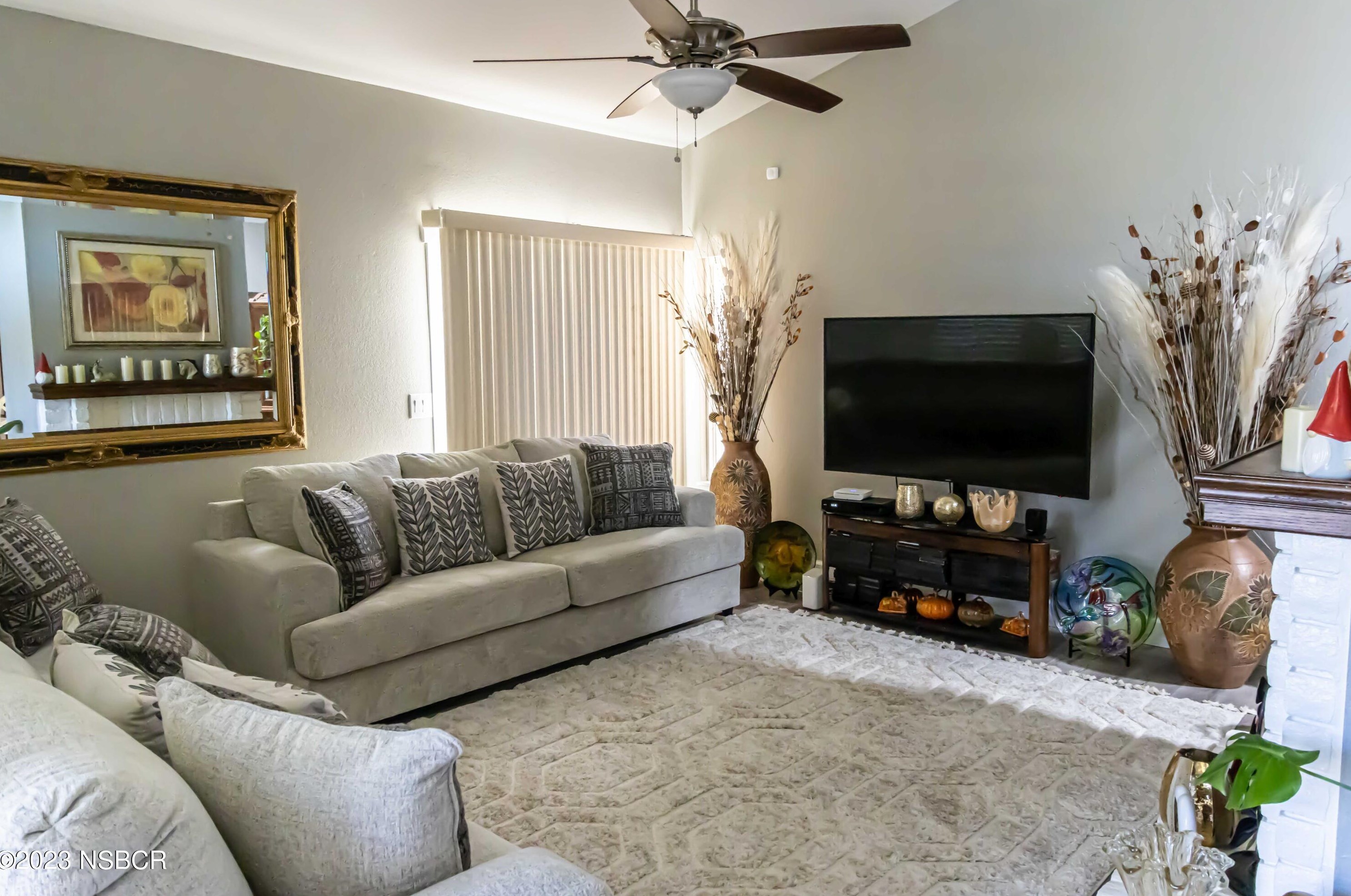 821 Bellflower Ln, Lompoc CA  93436-3268 exterior