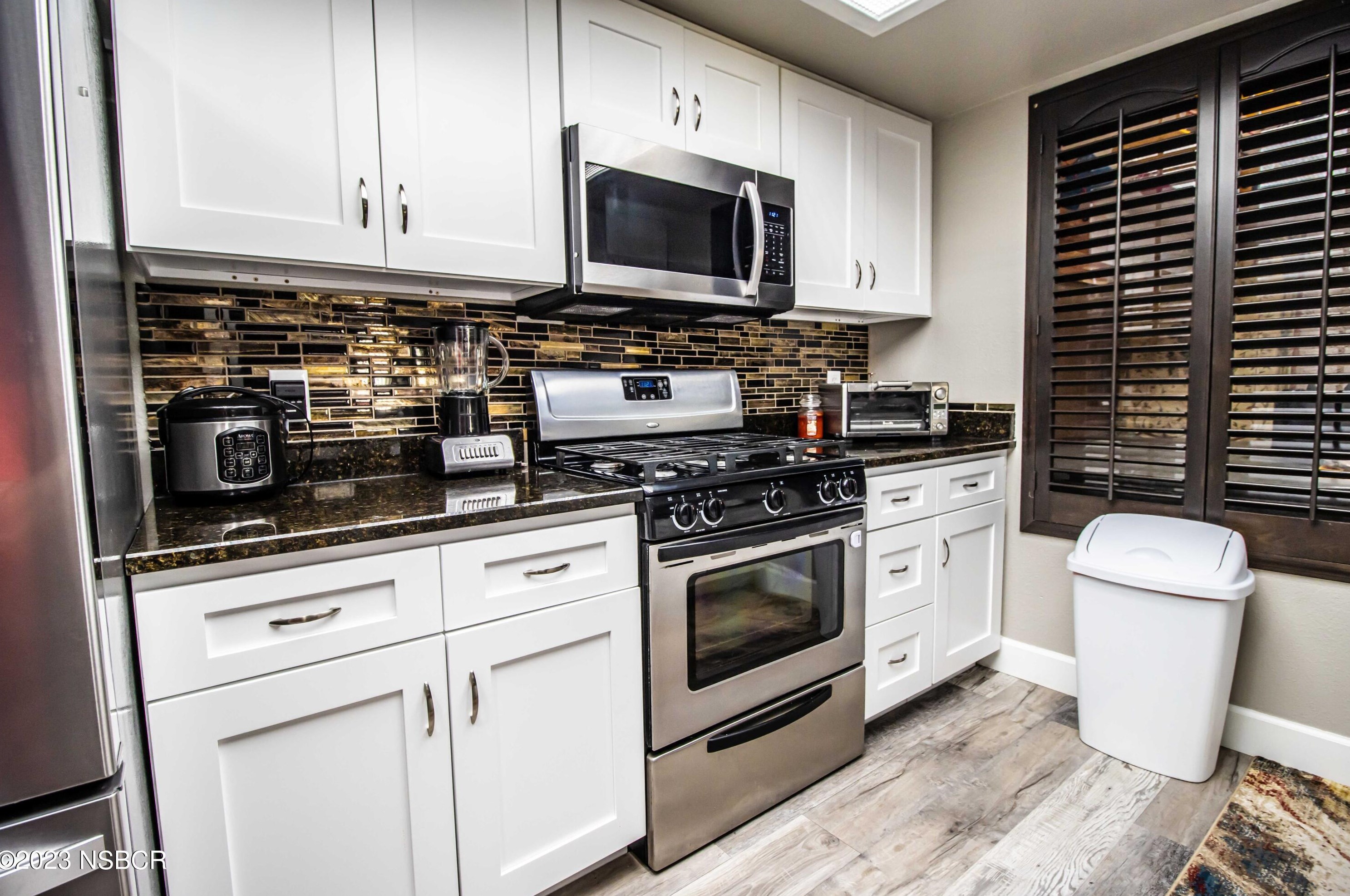 821 Bellflower Ln, Lompoc CA  93436-3268 exterior