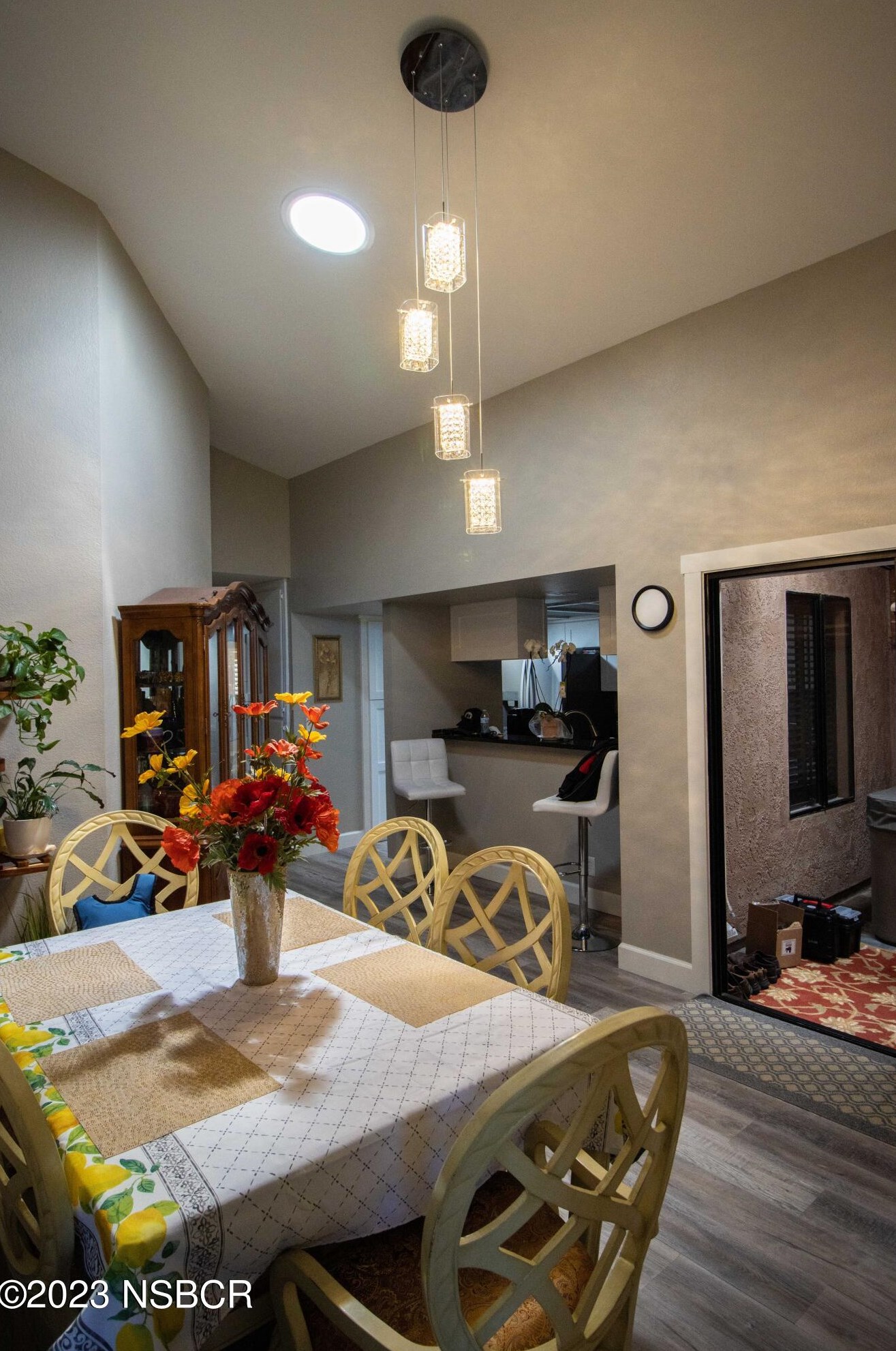 821 Bellflower Ln, Lompoc CA  93436-3268 exterior