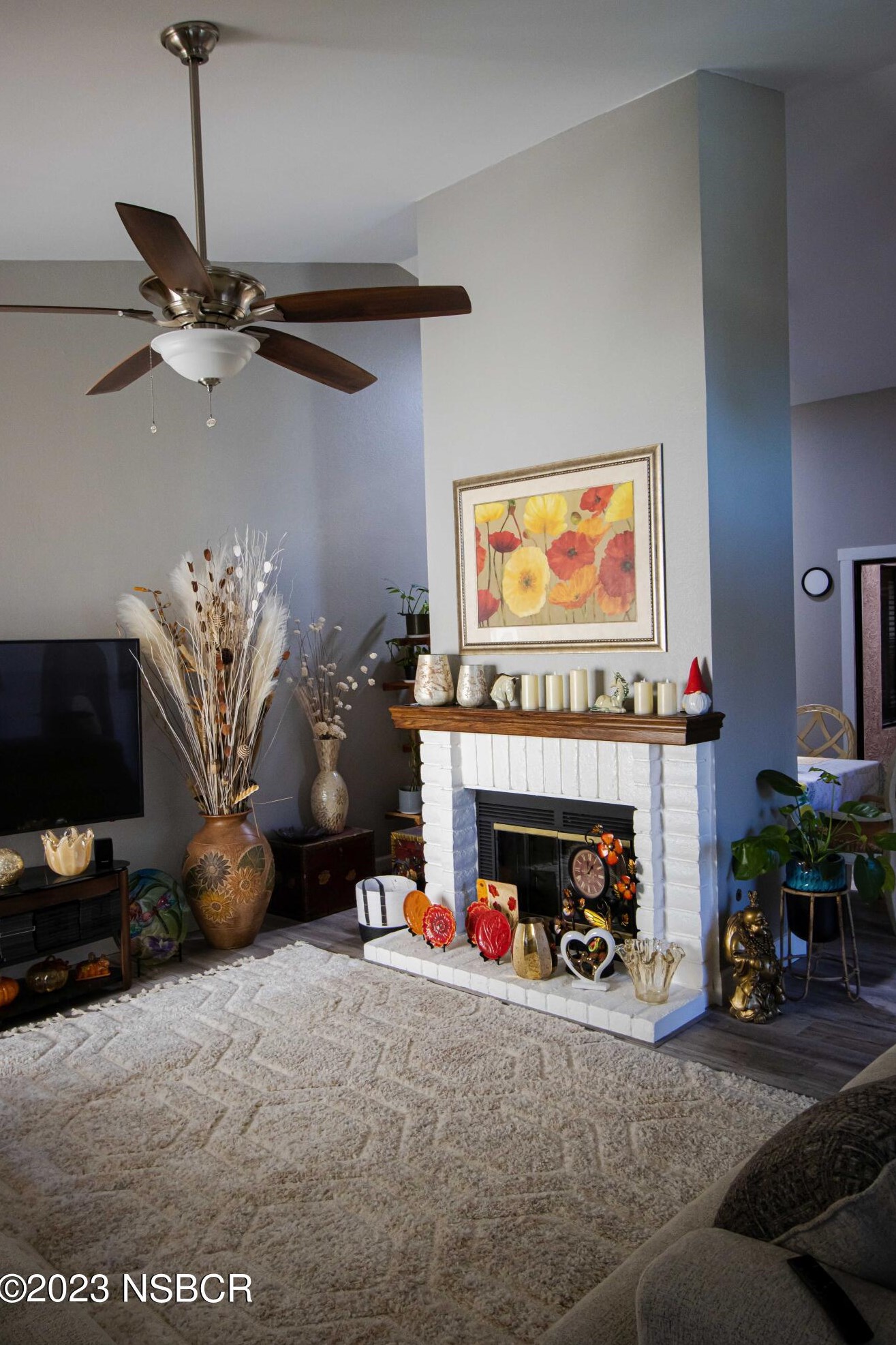 821 Bellflower Ln, Lompoc CA  93436-3268 exterior