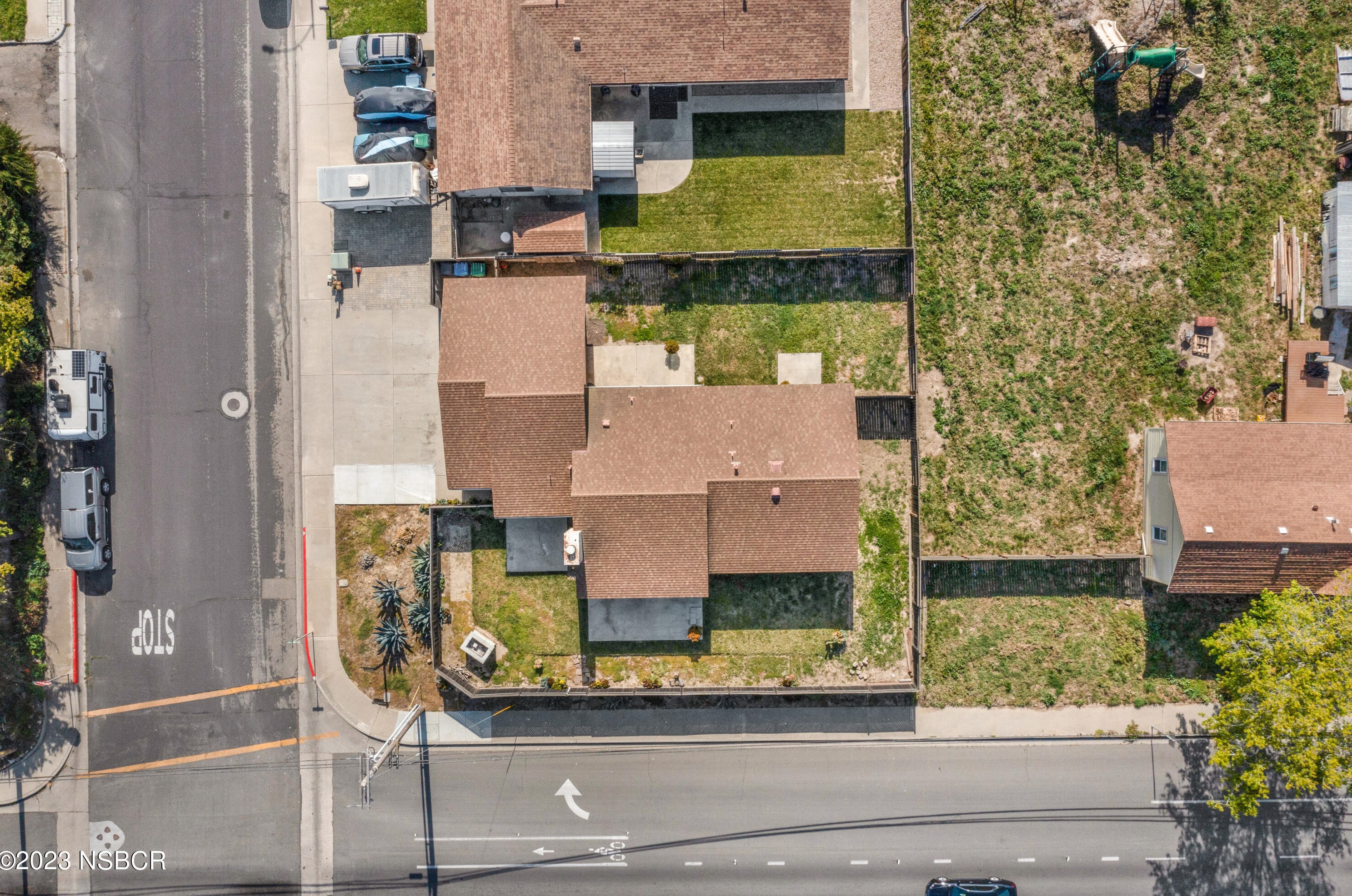 801 Oak Ave, Lompoc CA  93436-4221 exterior