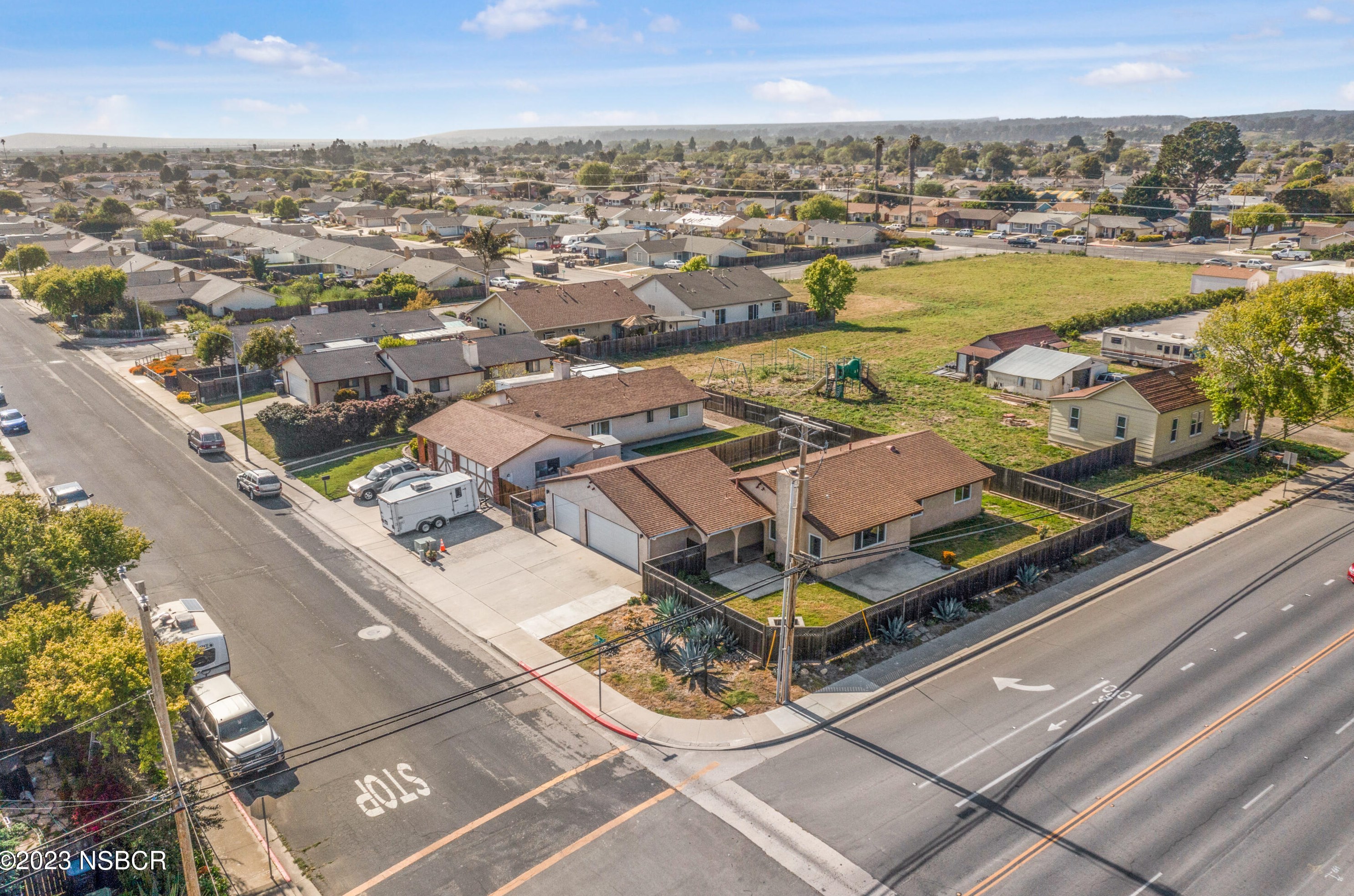 801 Oak Ave, Lompoc CA  93436-4221 exterior