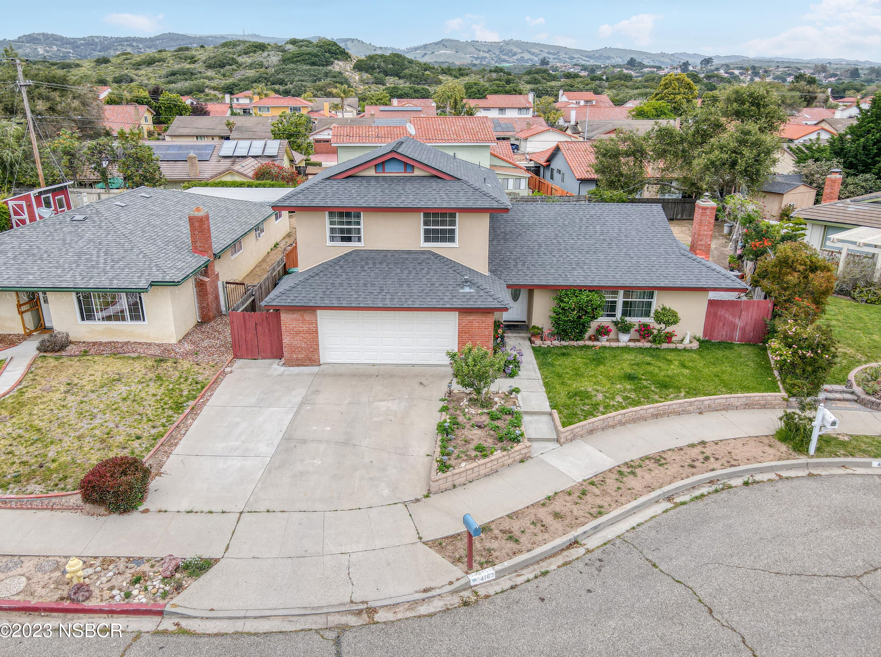 4163 Arcturus Ave, Lompoc CA  93436-1209 exterior