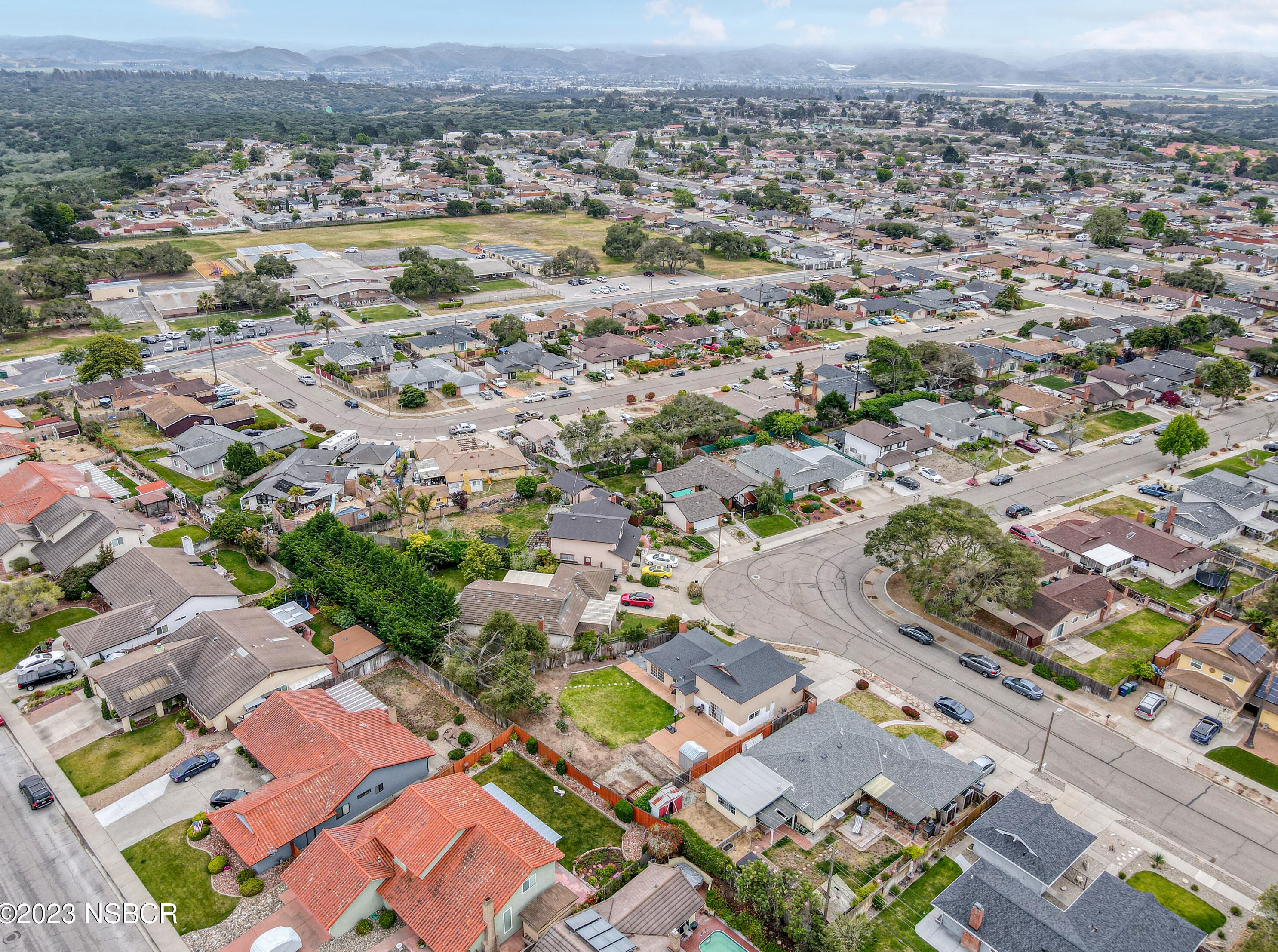 4163 Arcturus Ave, Lompoc CA  93436-1209 exterior