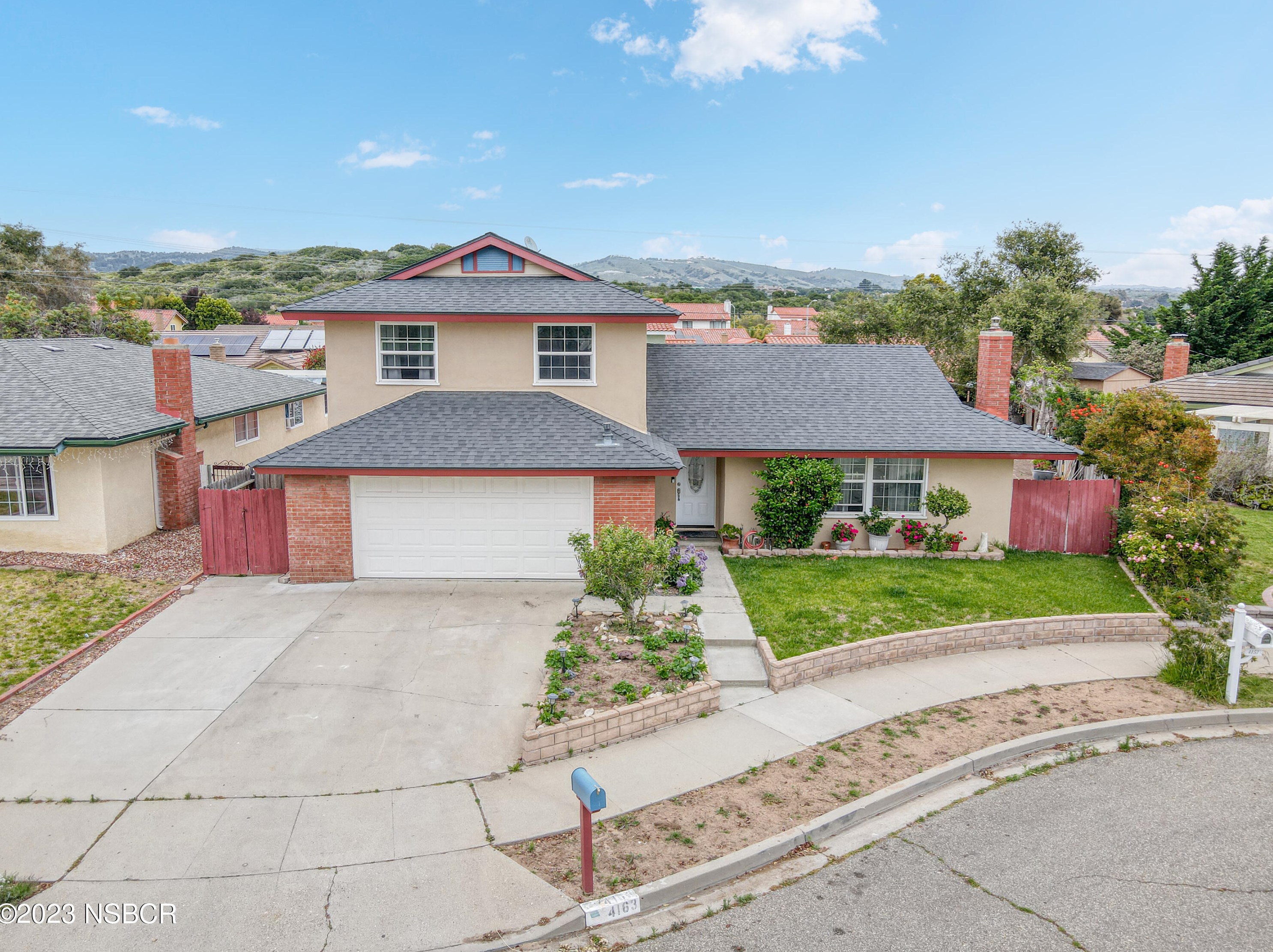 4163 Arcturus Ave, Lompoc CA  93436-1209 exterior