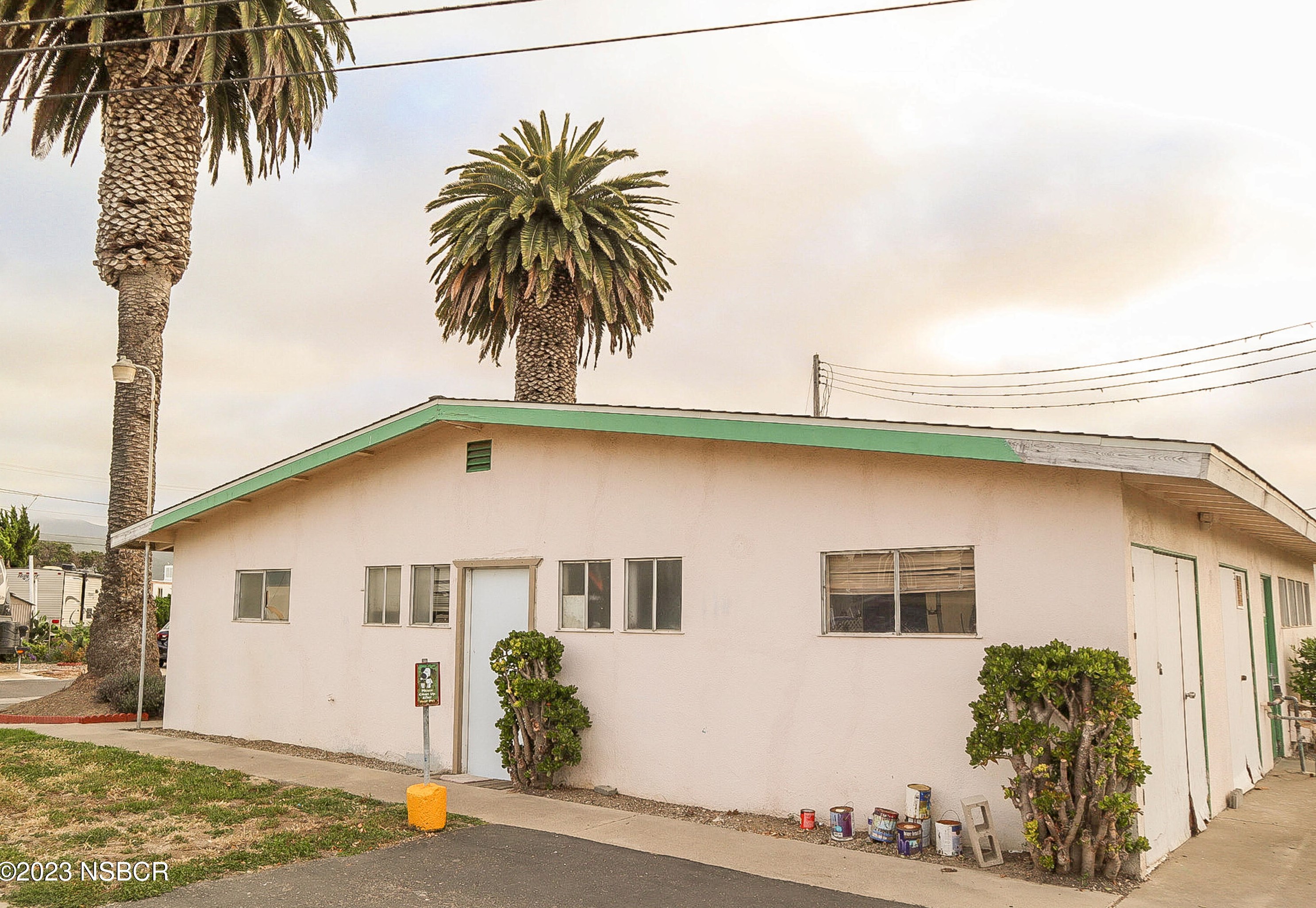 816 O St, Lompoc CA  93436-6612 exterior