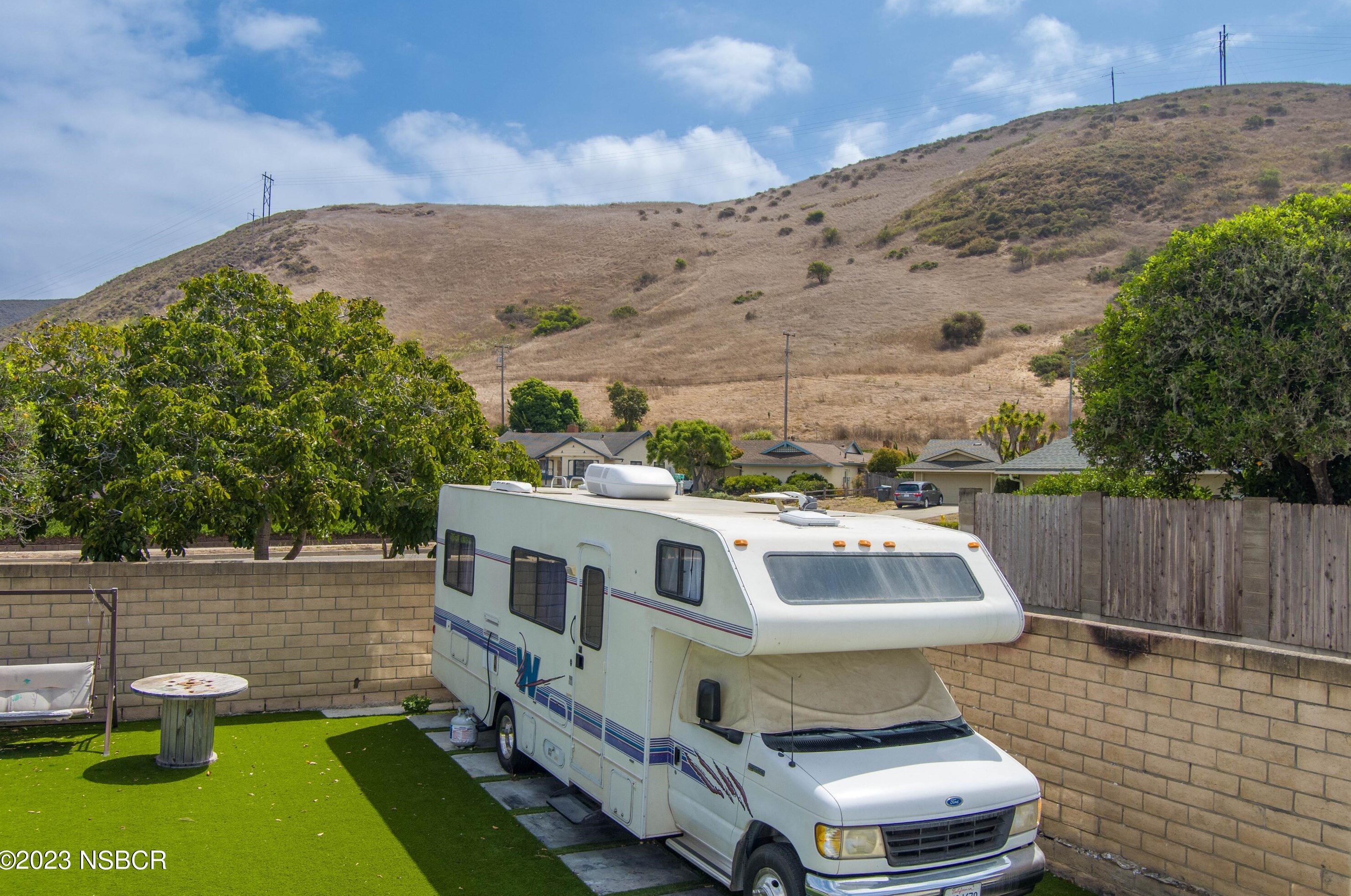 401 7th St, Lompoc CA  93436-6221 exterior