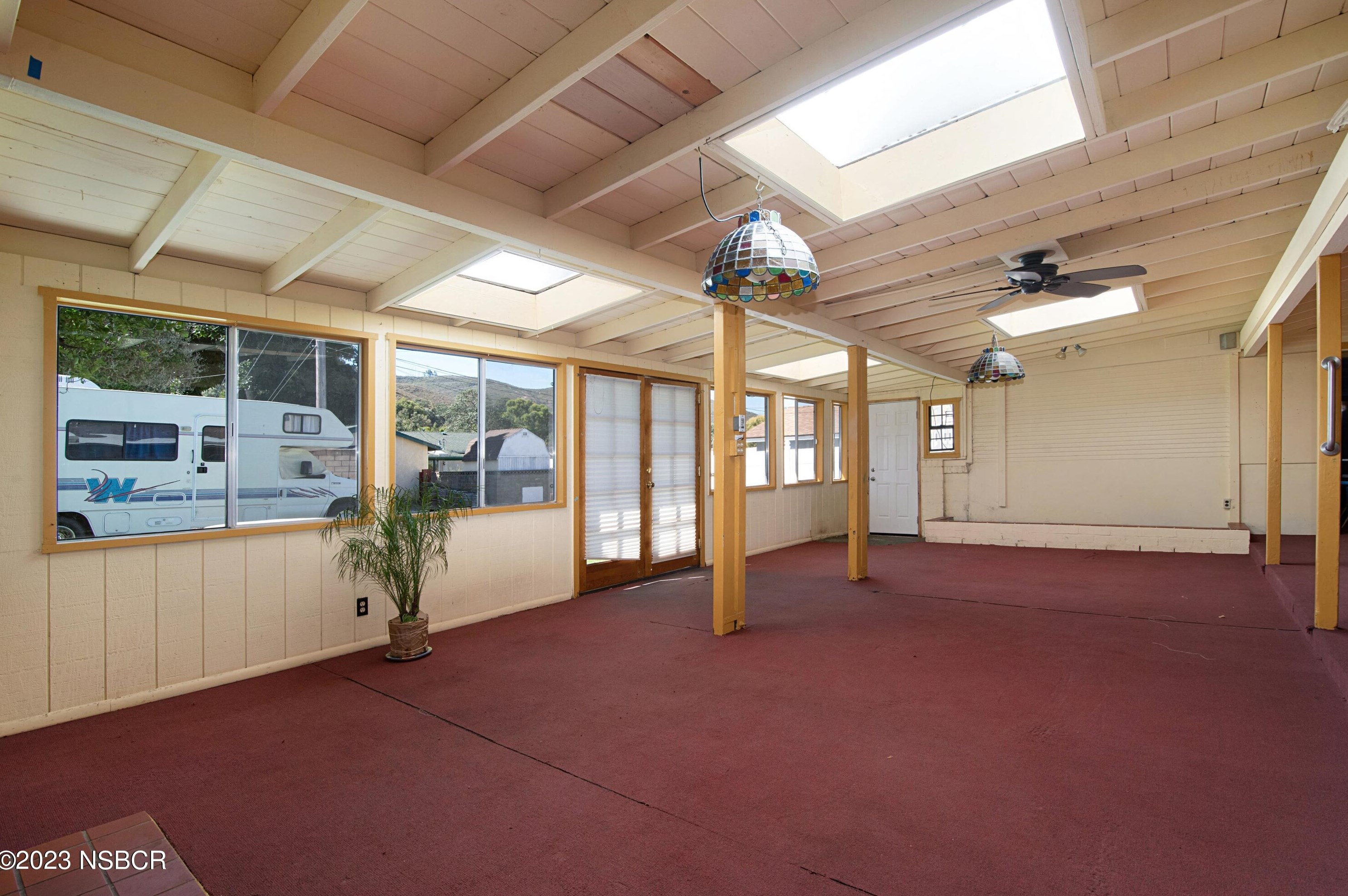 401 7th St, Lompoc CA  93436-6221 exterior