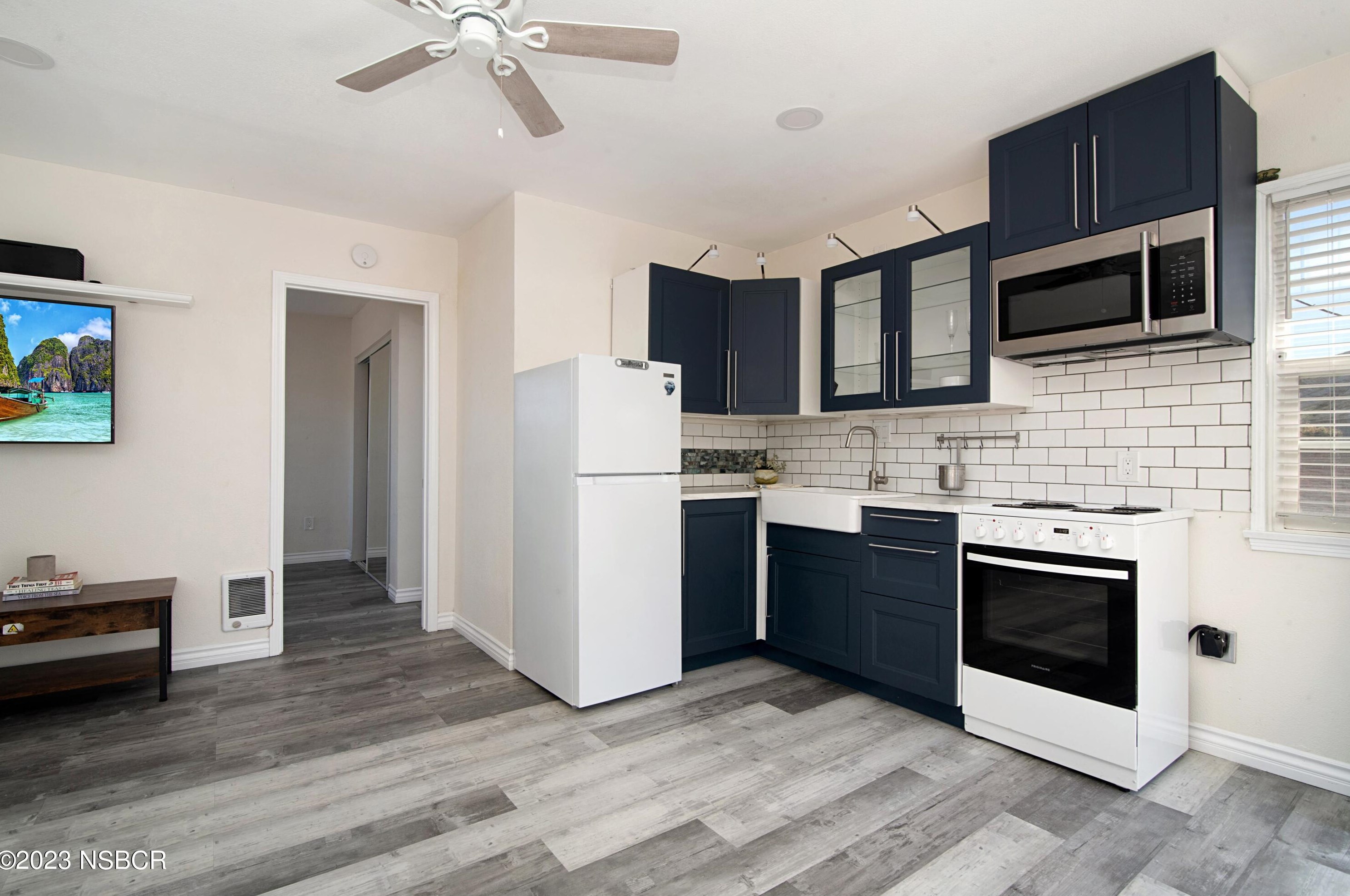 401 7th St, Lompoc CA  93436-6221 exterior