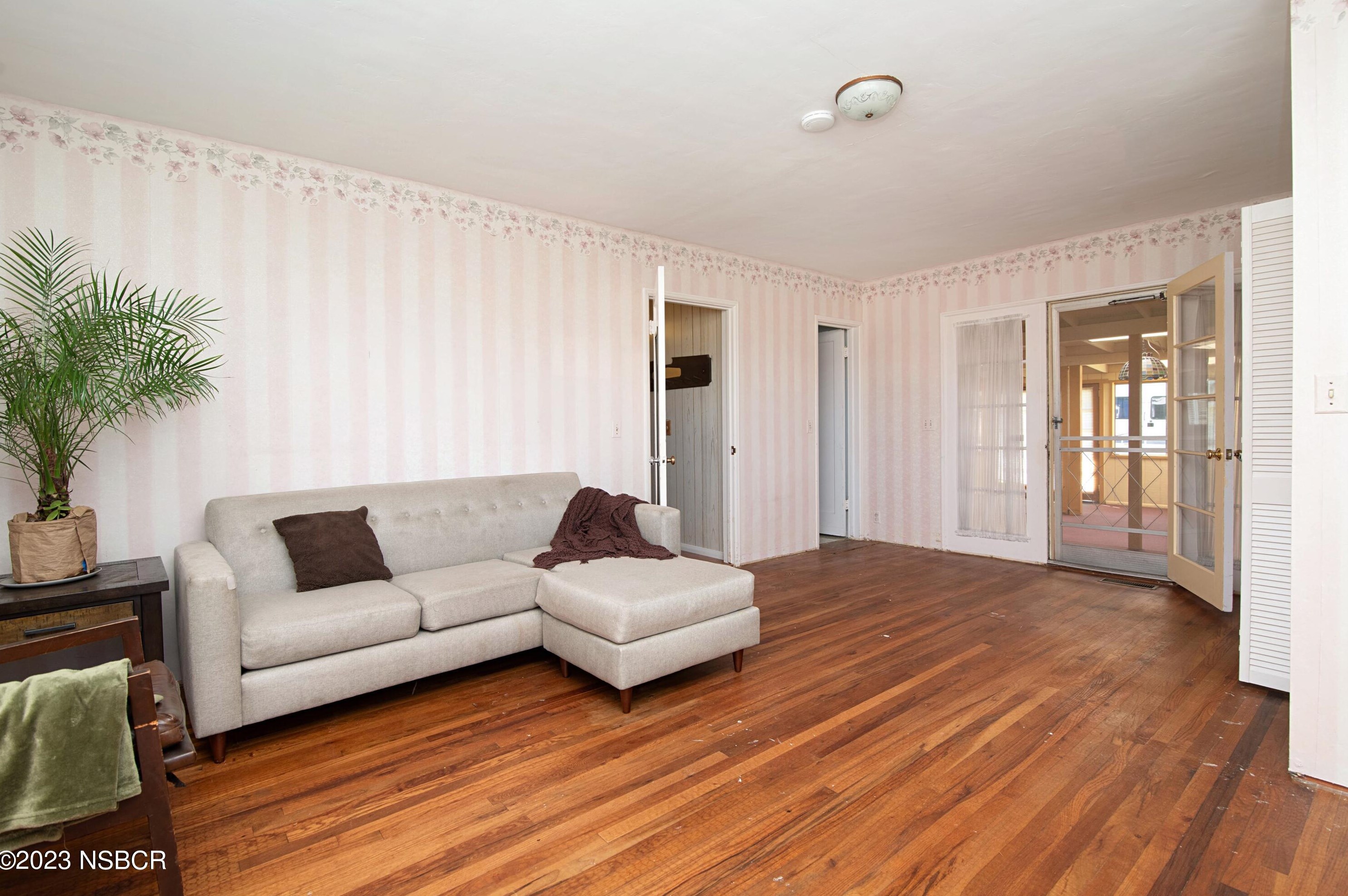 401 7th St, Lompoc CA  93436-6221 exterior