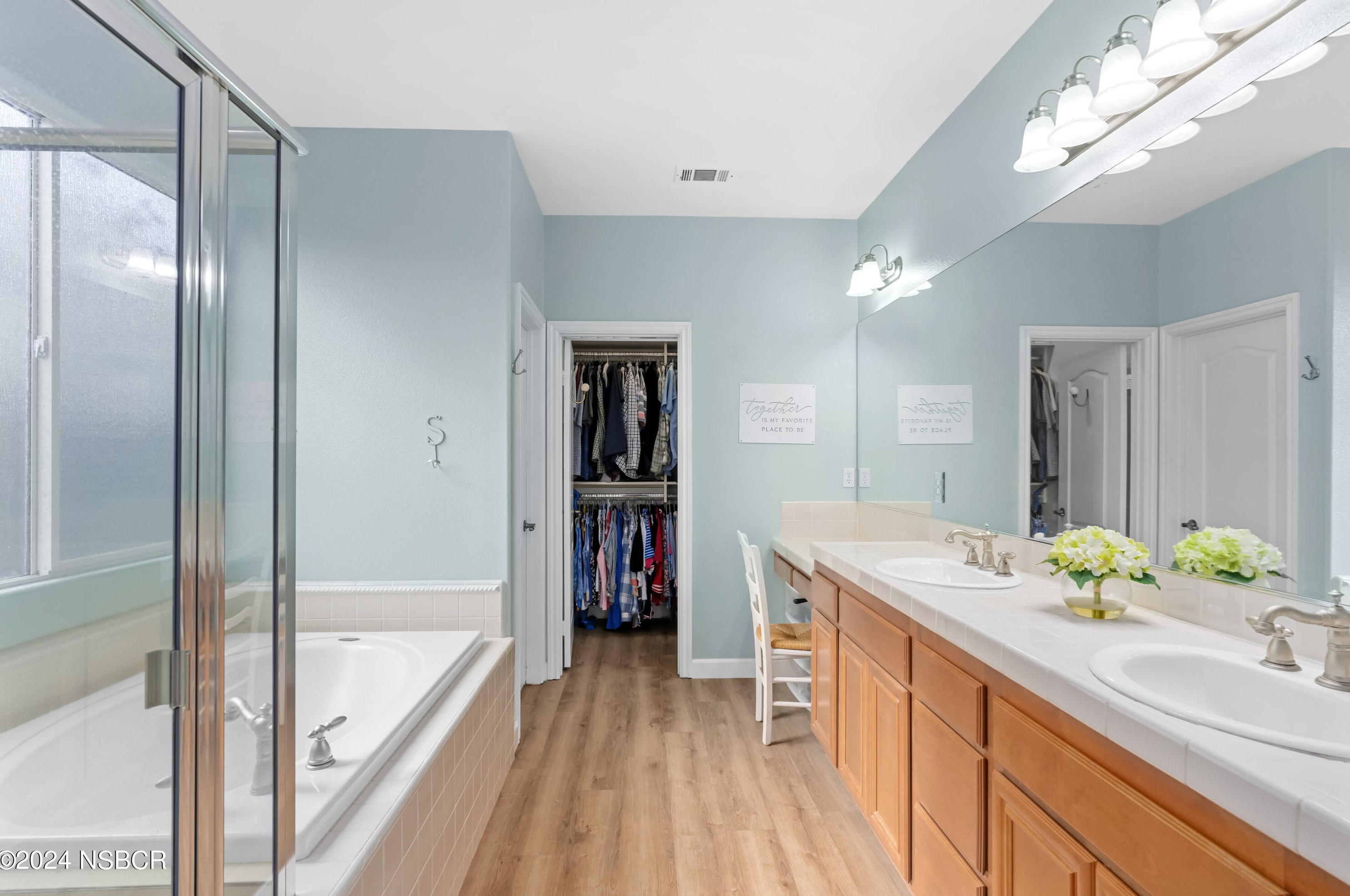 2518 Calderon Dr, Santa Maria CA  93455-7410 exterior