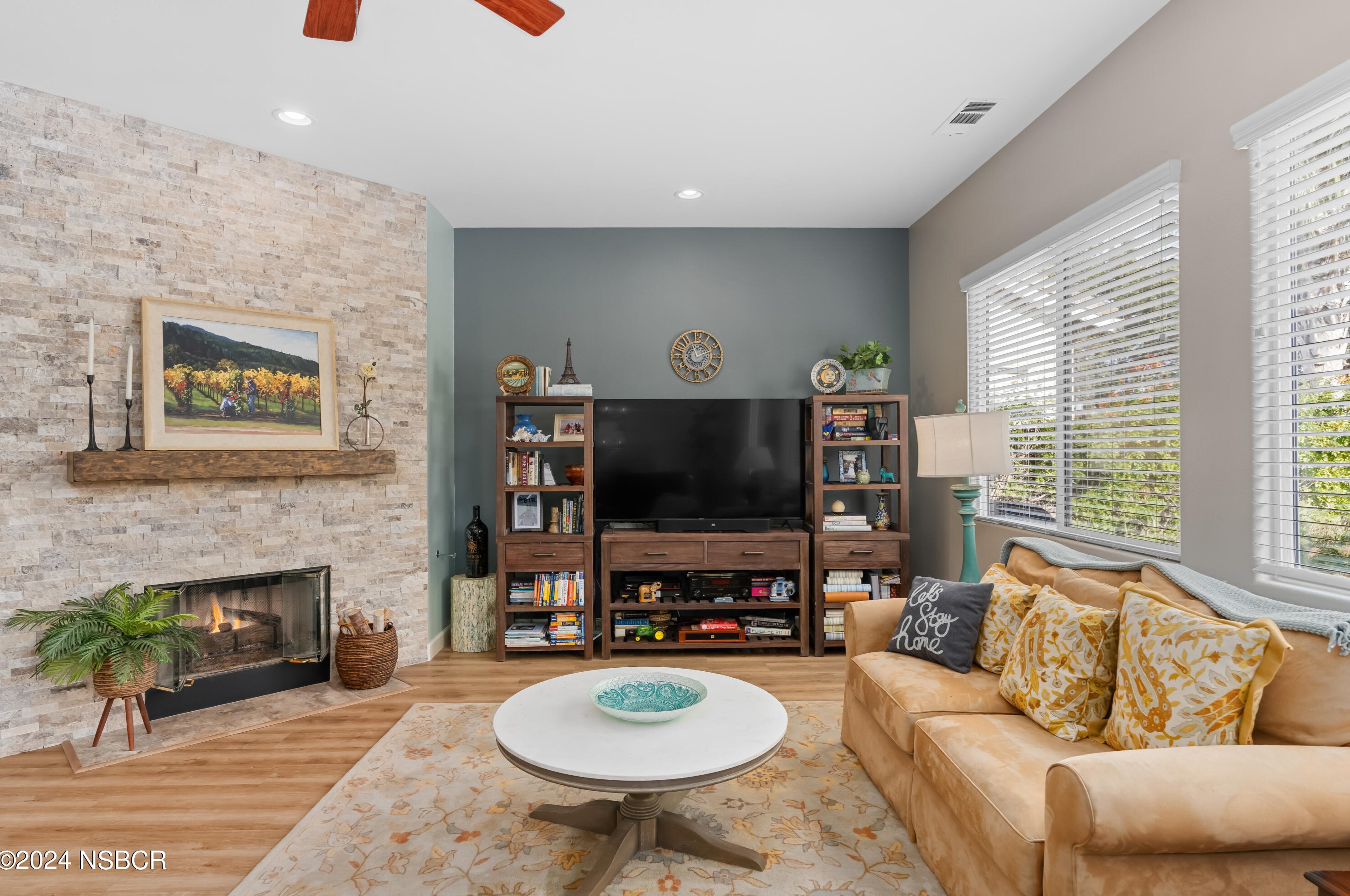 2518 Calderon Dr, Santa Maria CA  93455-7410 exterior