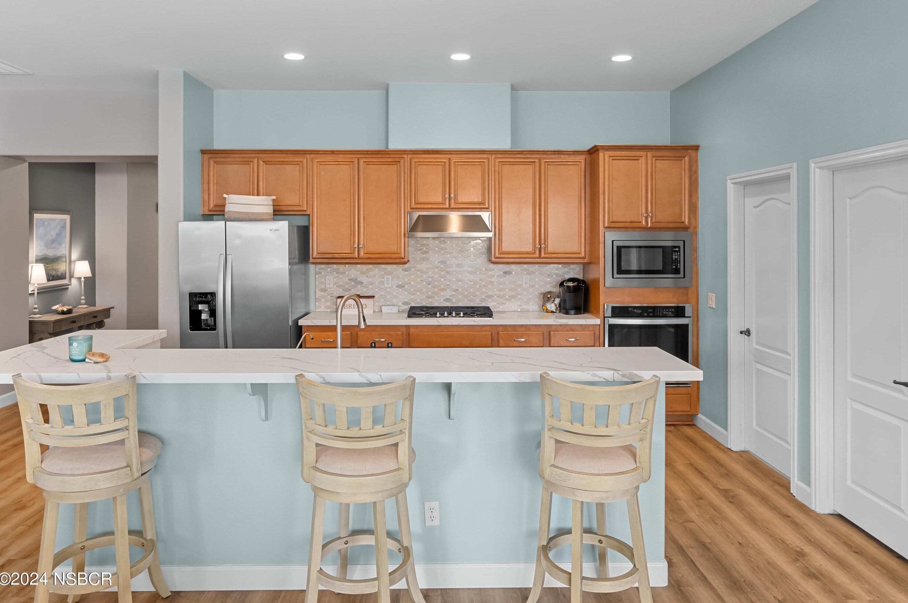 2518 Calderon Dr, Santa Maria CA  93455-7410 exterior