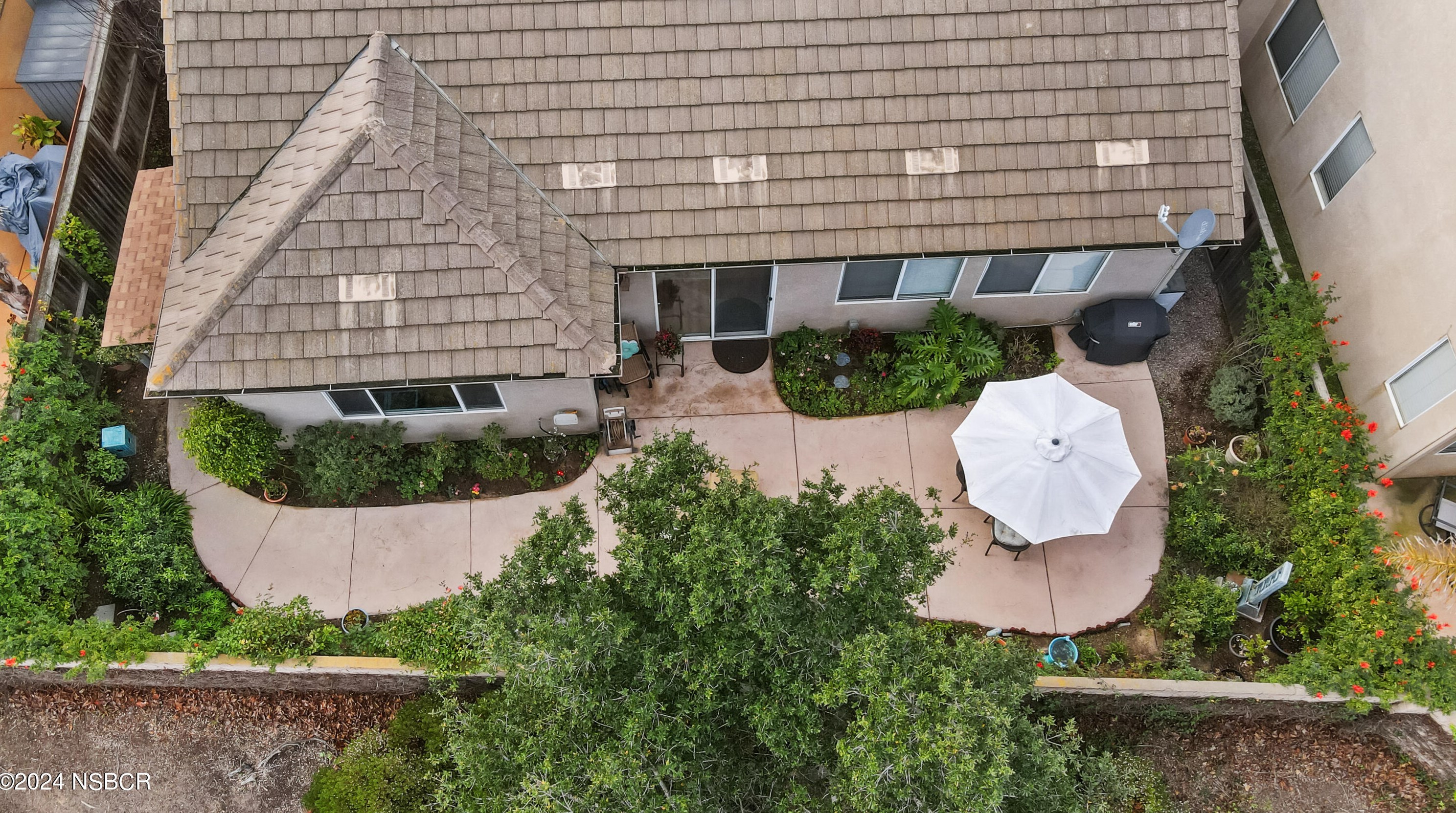 2518 Calderon Dr, Santa Maria CA  93455-7410 exterior