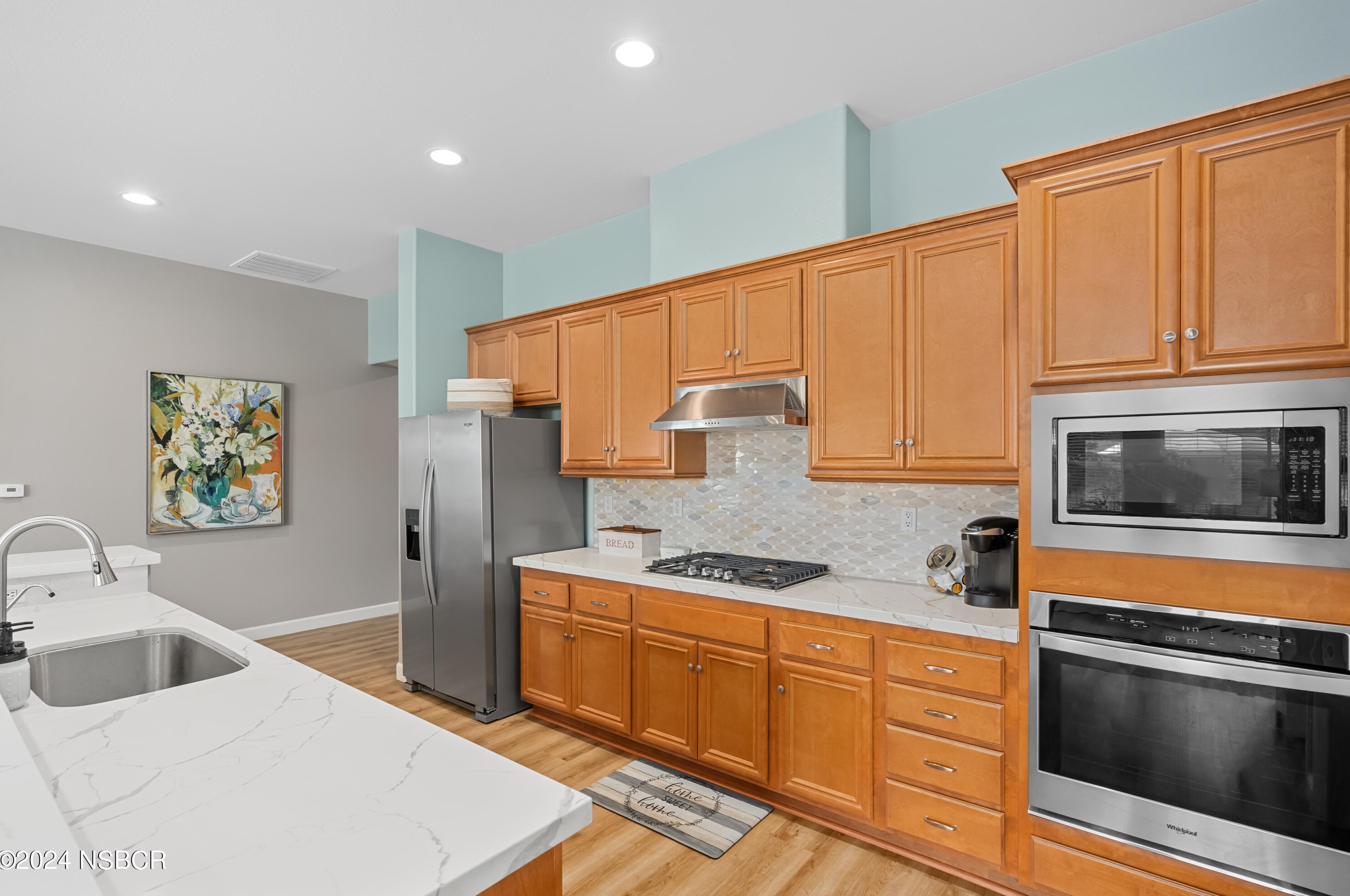 2518 Calderon Dr, Santa Maria CA  93455-7410 exterior