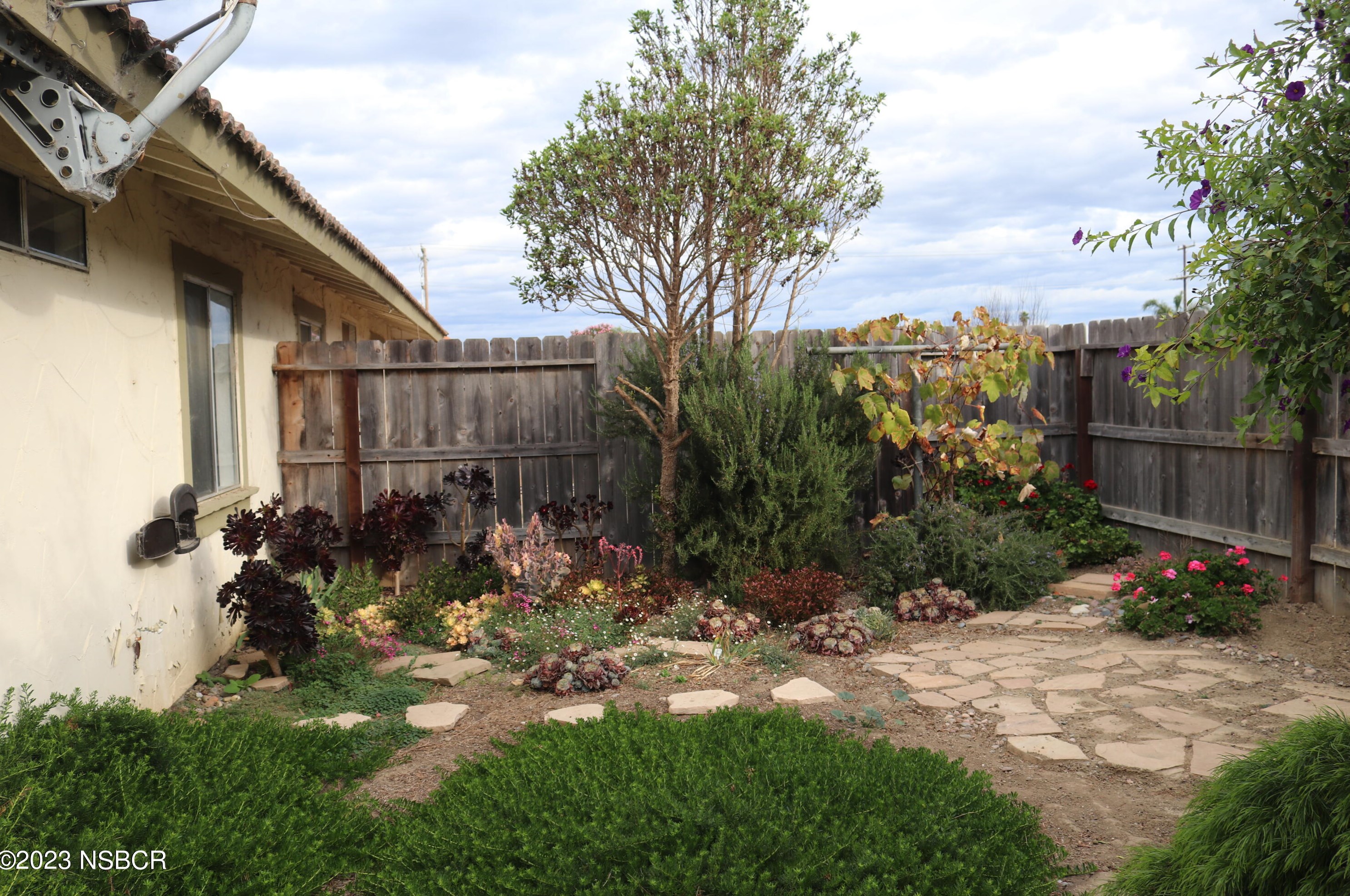 916 L St, Lompoc CA  93436-4004 exterior