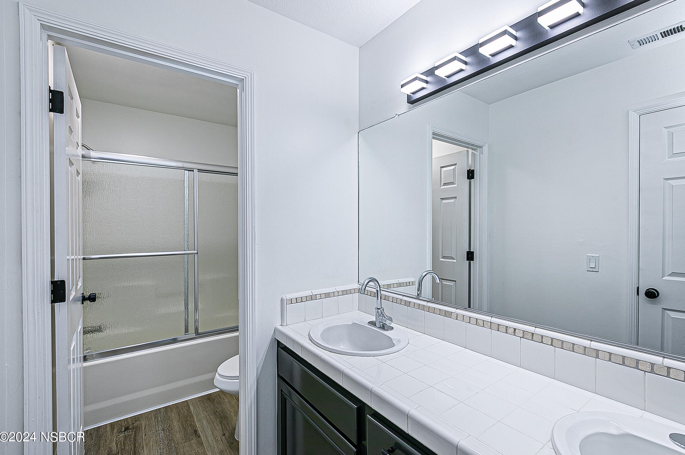 2419 Ebony St, Santa Maria CA  93458-9064 exterior