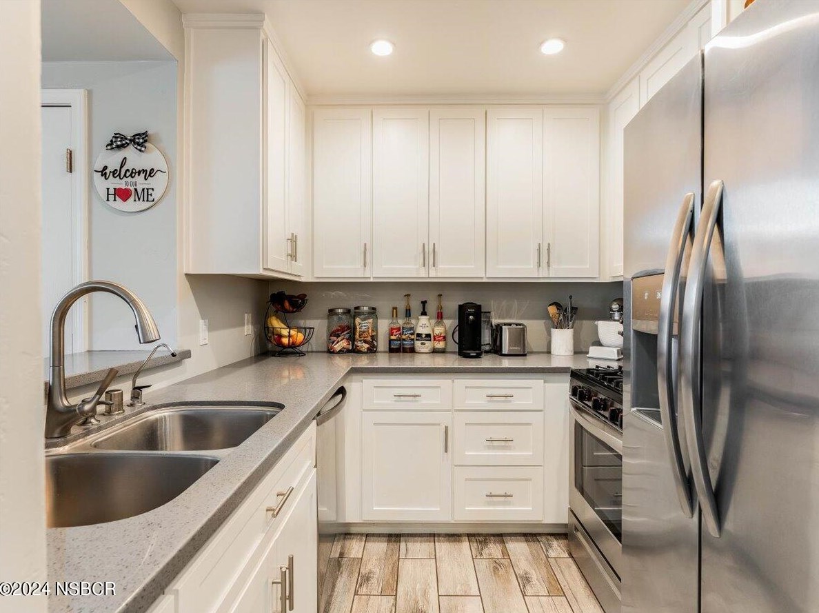 2433 Country Ln, Santa Maria CA  93455-1655 exterior