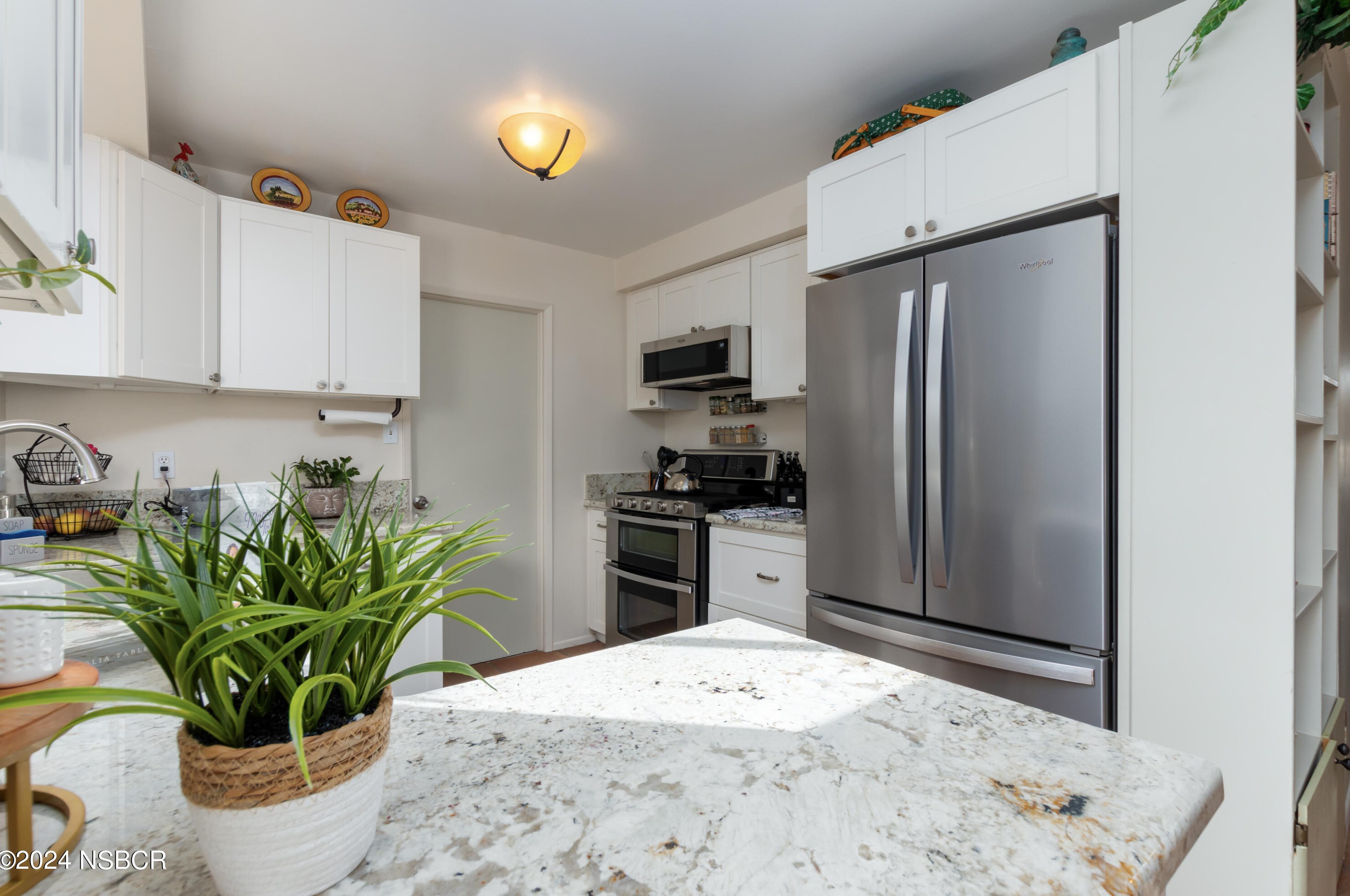 1202 Harding Ave, Santa Maria CA  93458-2116 exterior