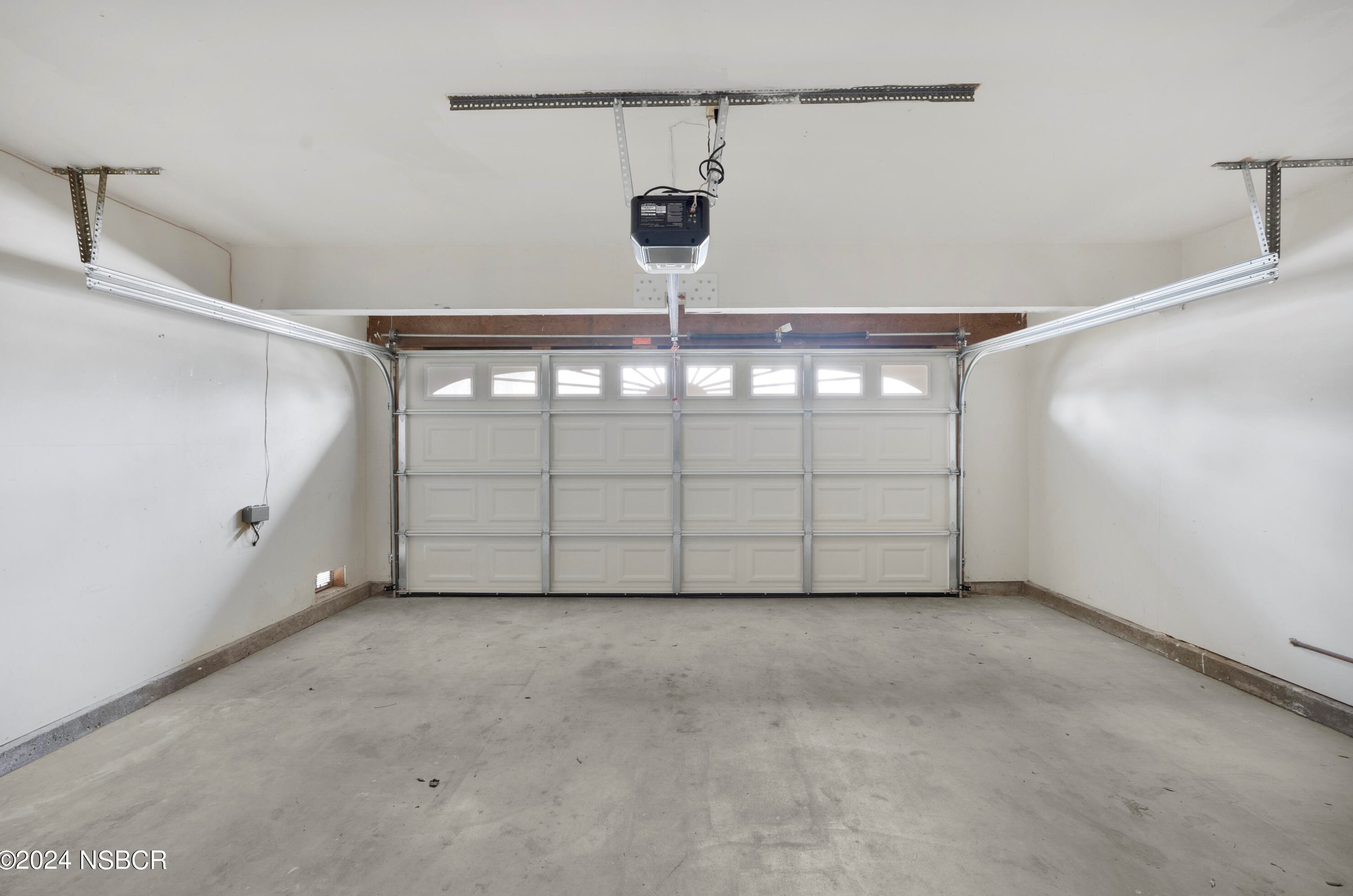 1413 Vlg Mdw Dr, Lompoc CA 93436-8245 exterior