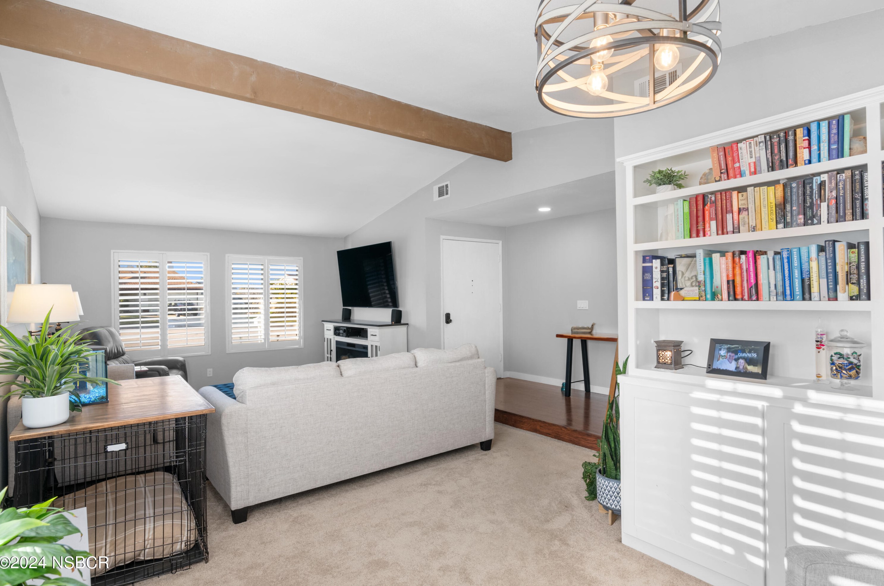 1038 Laurel Ct, Santa Maria CA  93455-3008 exterior