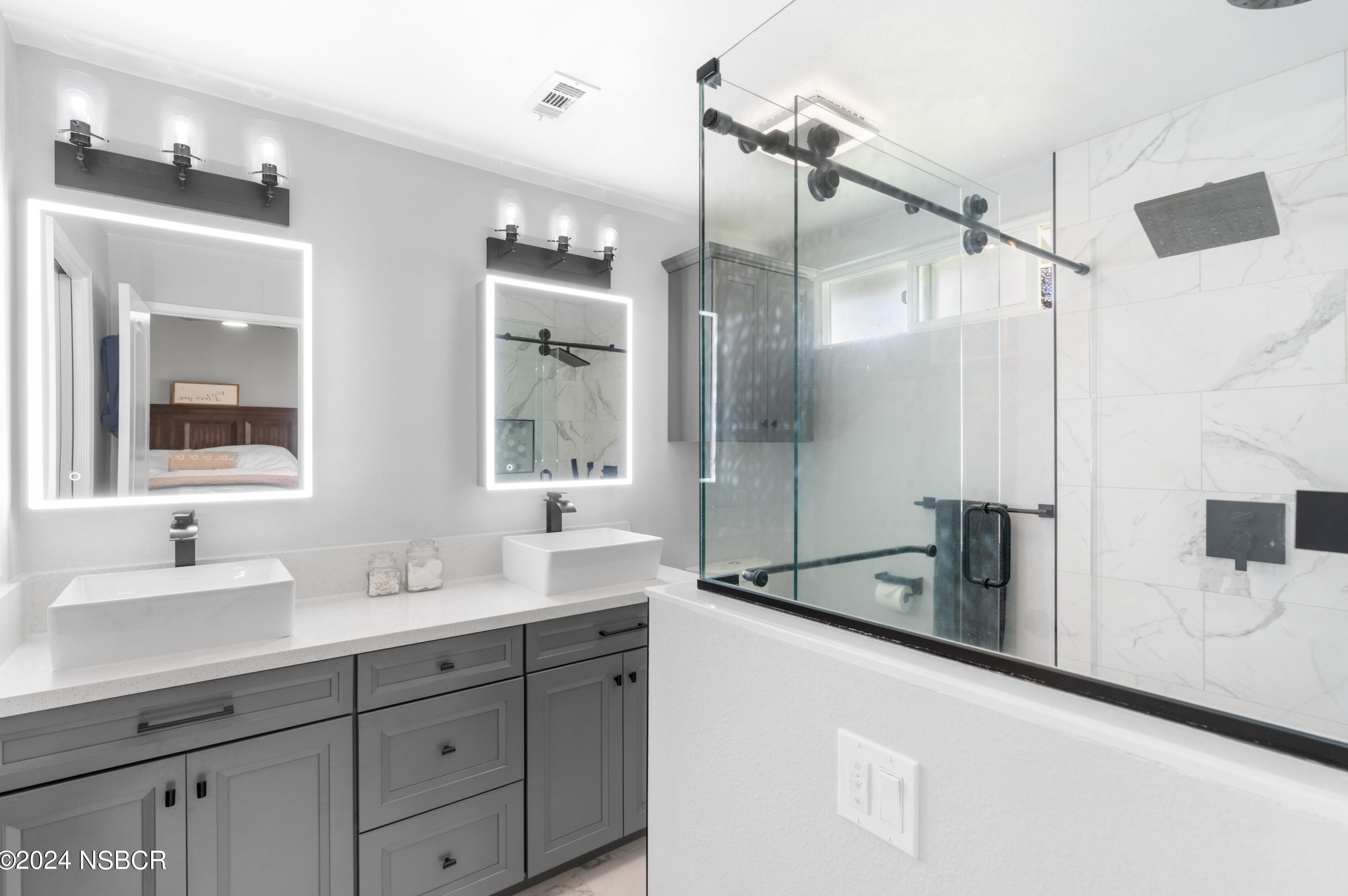 1038 Laurel Ct, Santa Maria CA  93455-3008 exterior