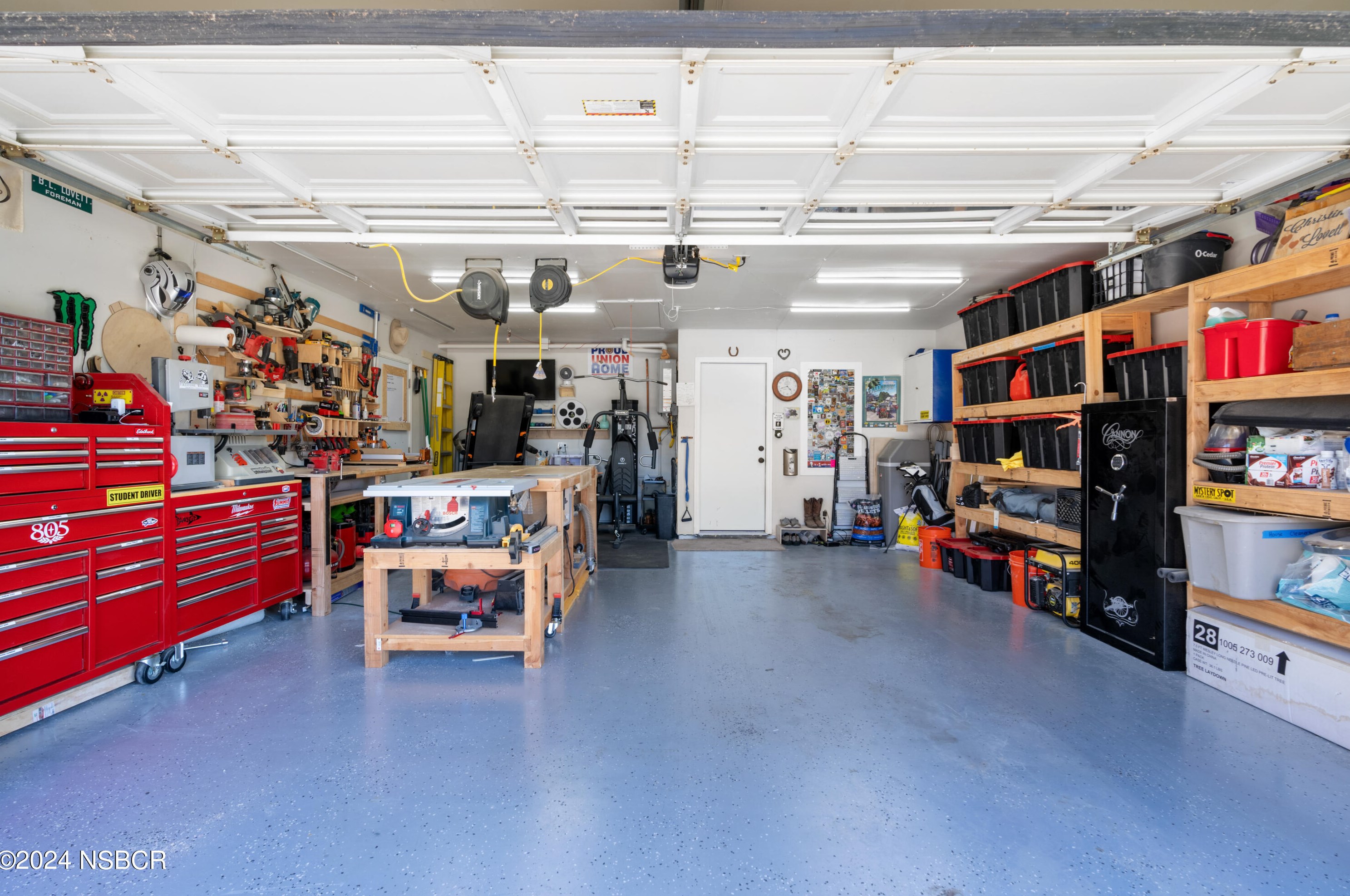 1038 Laurel Ct, Santa Maria CA  93455-3008 exterior