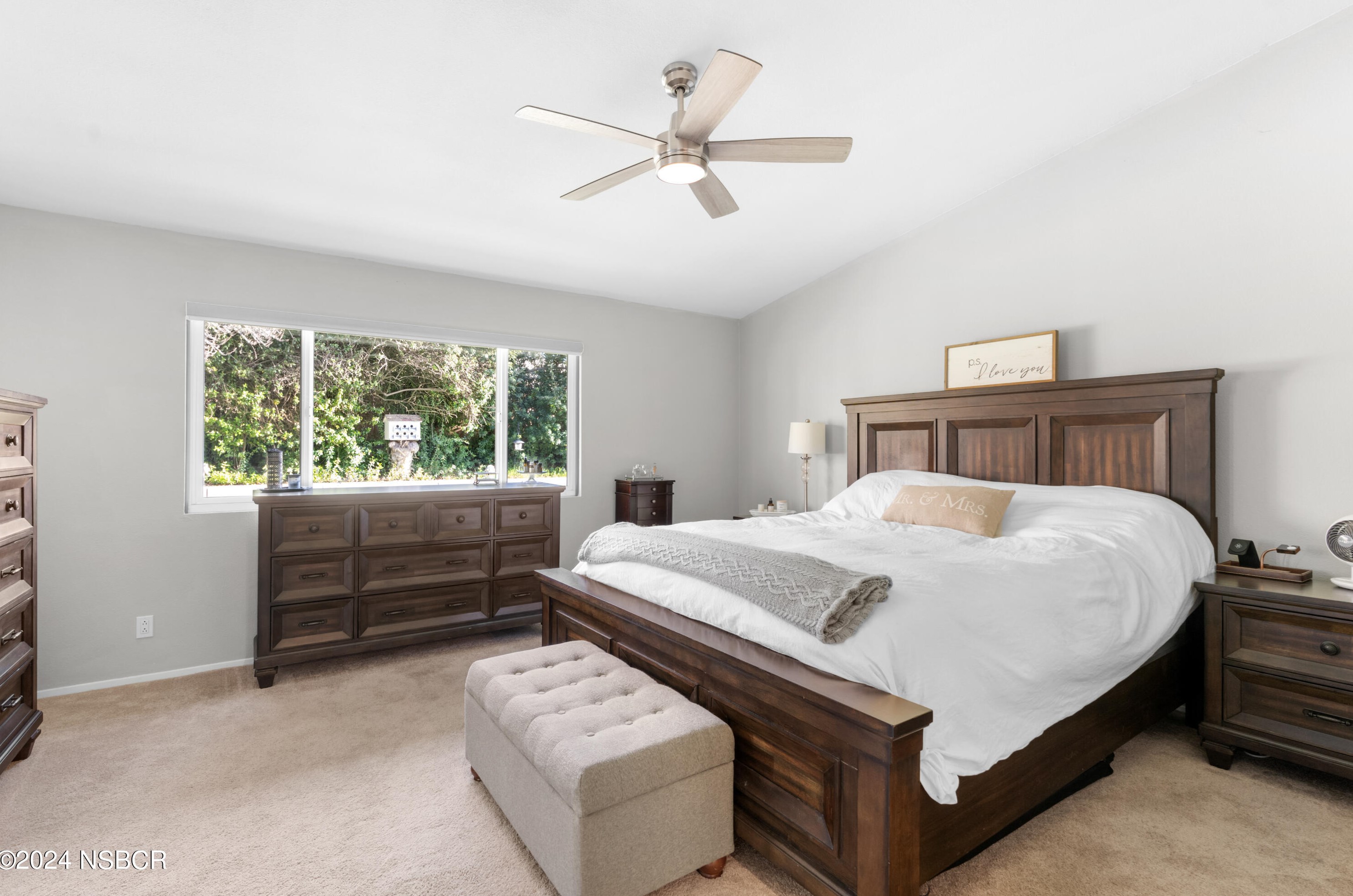 1038 Laurel Ct, Santa Maria CA  93455-3008 exterior