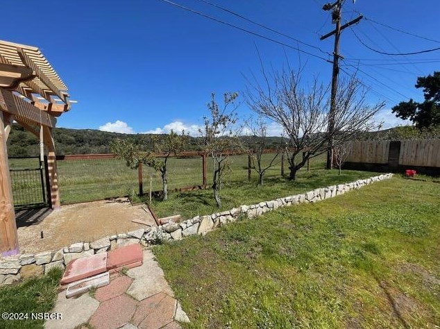 1755 Calle Lindero, Lompoc CA 93436-1705 exterior