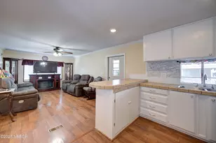 1095 W McCoy Ln, Santa Maria, CA 93455 - Photo 9