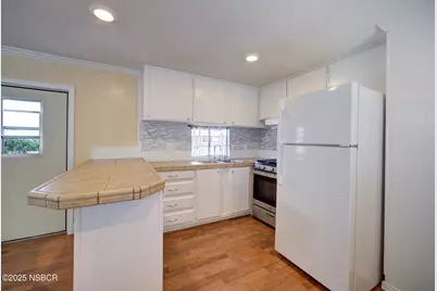 1095 W McCoy Lane #27, Santa Maria, CA 93455 - Photo 7