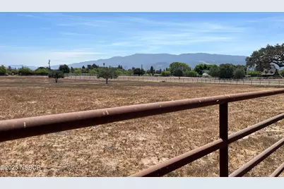 1699 Calzada Avenue, Santa Ynez, CA 93460 - Photo 27