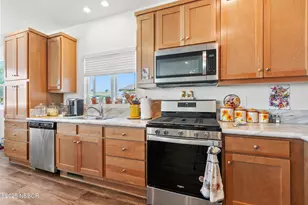 519 W Taylor St, Santa Maria, CA 93458 - Photo 3