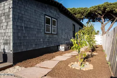 215 S H Street, Lompoc, CA 93436 - Photo 23