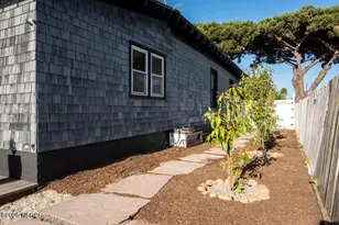 215 S H St, Lompoc, CA 93436 - Photo 23