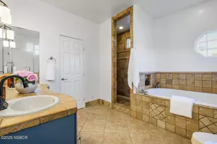 305 Mesa Ln Ln, Santa Barbara, CA 93109 - Photo 15