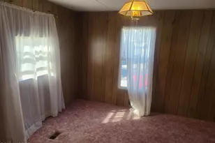 701 E Pine Ave, Lompoc, CA 93436 - Photo 5