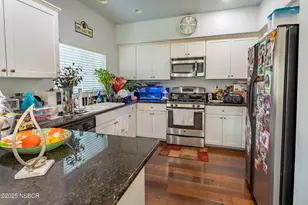 2000 Green Ridge Cir, Lompoc, CA 93436 - Photo 7