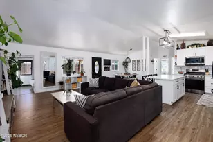 881 Greenacre Dr, Santa Maria, CA 93455 - Photo 11