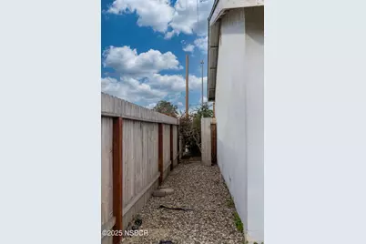 1412 W Pine Avenue, Lompoc, CA 93436 - Photo 35