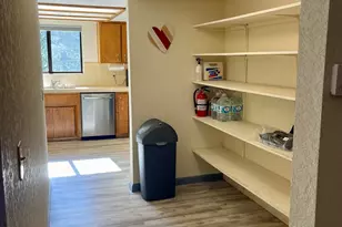 2328 Lakeview Dr, Bradley, CA 93426 - Photo 9