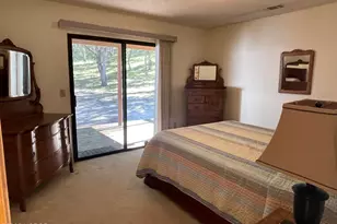 2328 Lakeview Dr, Bradley, CA 93426 - Photo 15