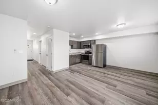 529 S Pine St, Santa Maria, CA 93458 - Photo 7